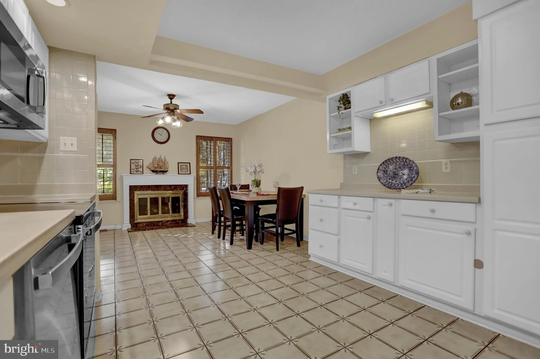 Baltimore, Maryland 21210, United States, 3 Bedrooms Bedrooms, ,4 BathroomsBathrooms,Residential,Coming Soon,224059