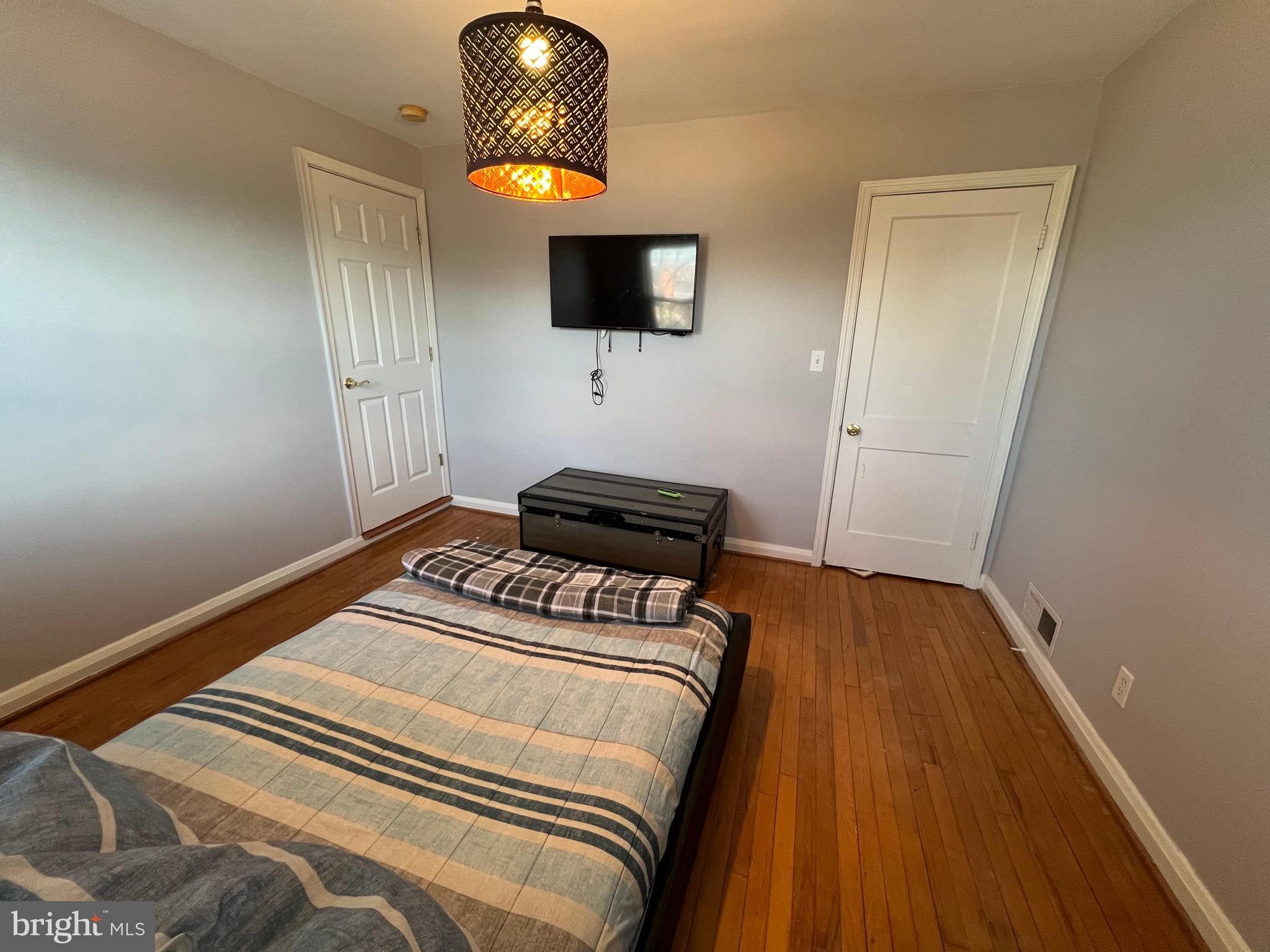 JOSEPH LEE - Residential Lease