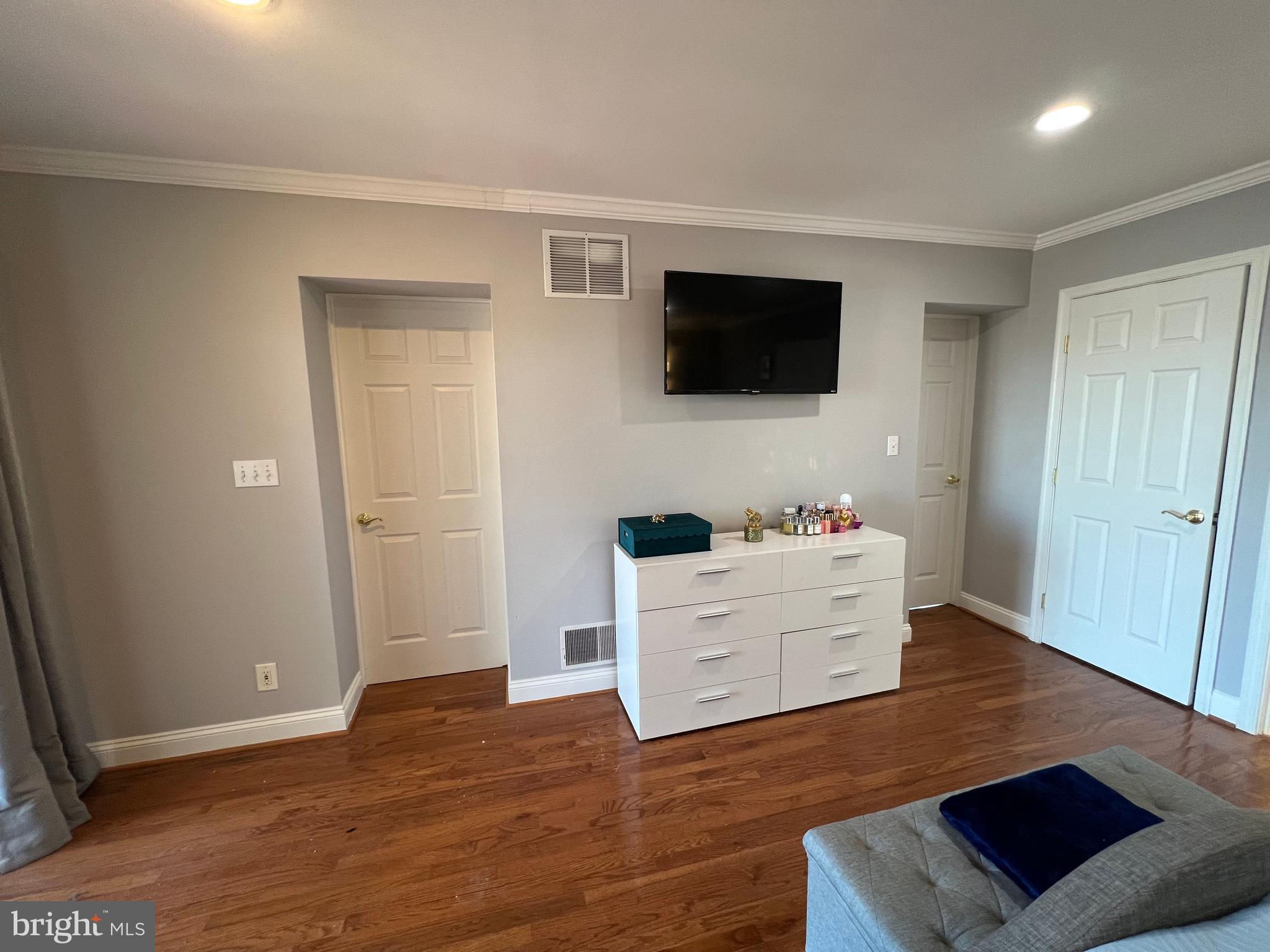 JOSEPH LEE - Residential Lease