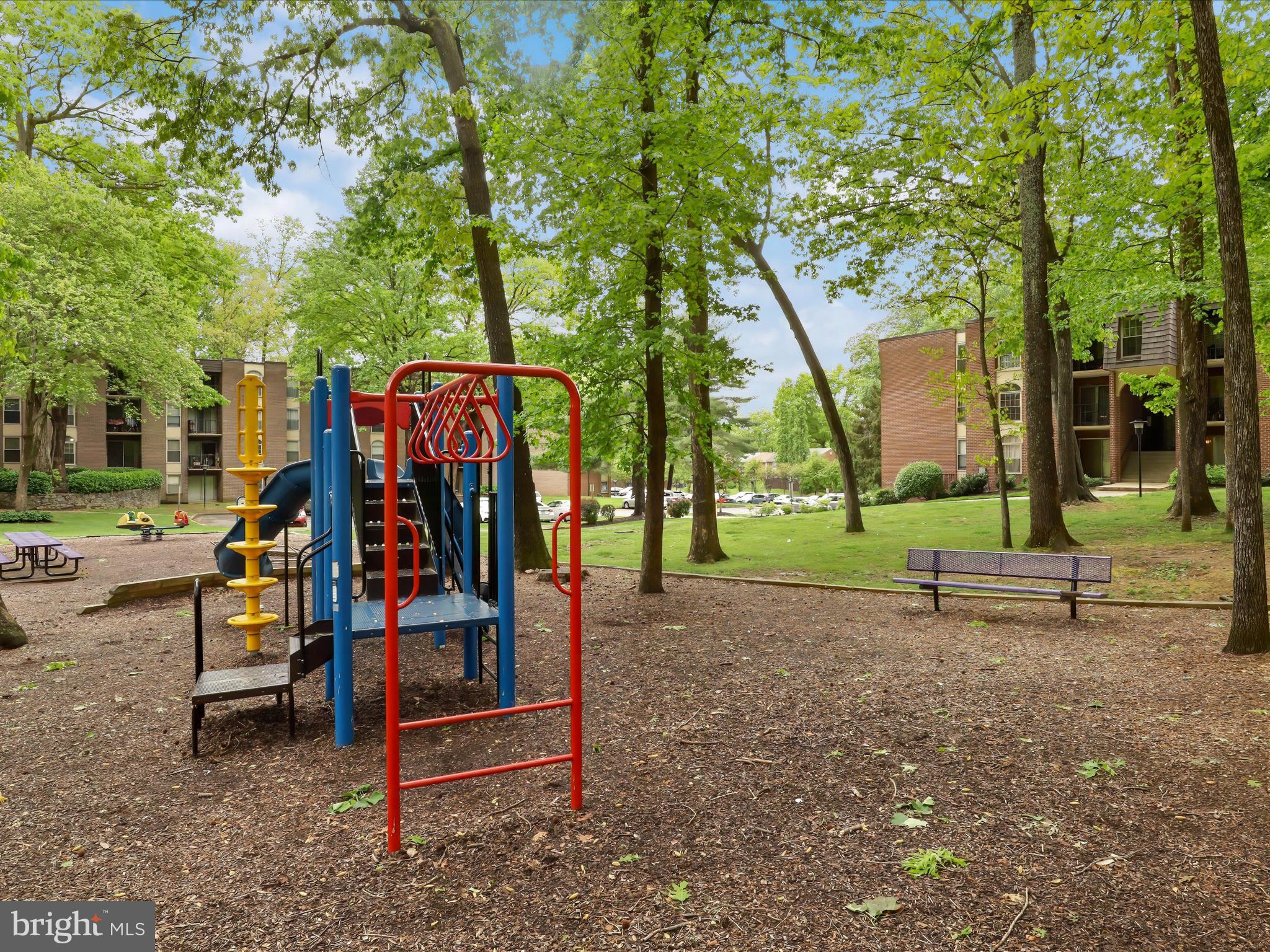 WOODBURN VILLAGE - Residential