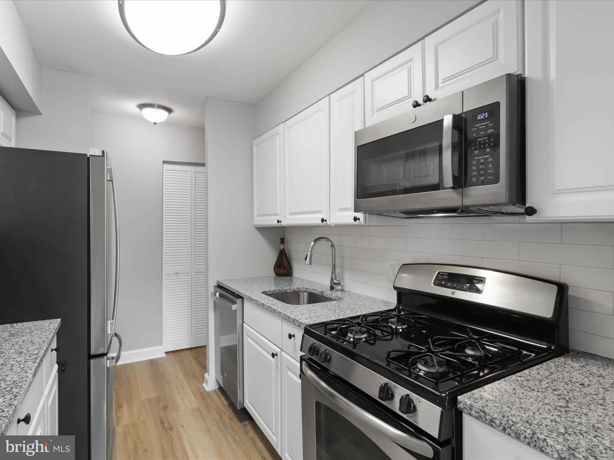 WOODBURN VILLAGE - Residential