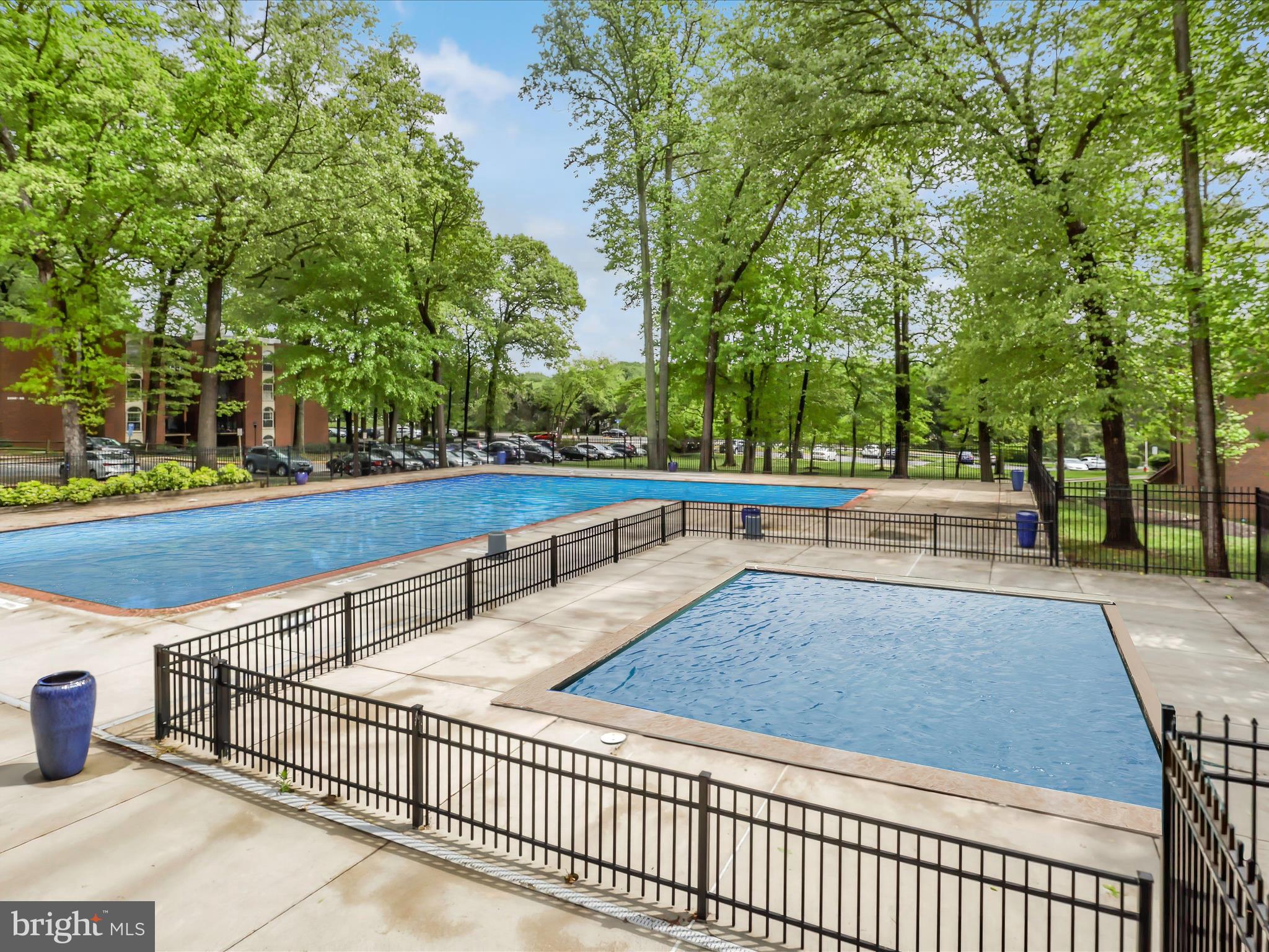 WOODBURN VILLAGE - Residential