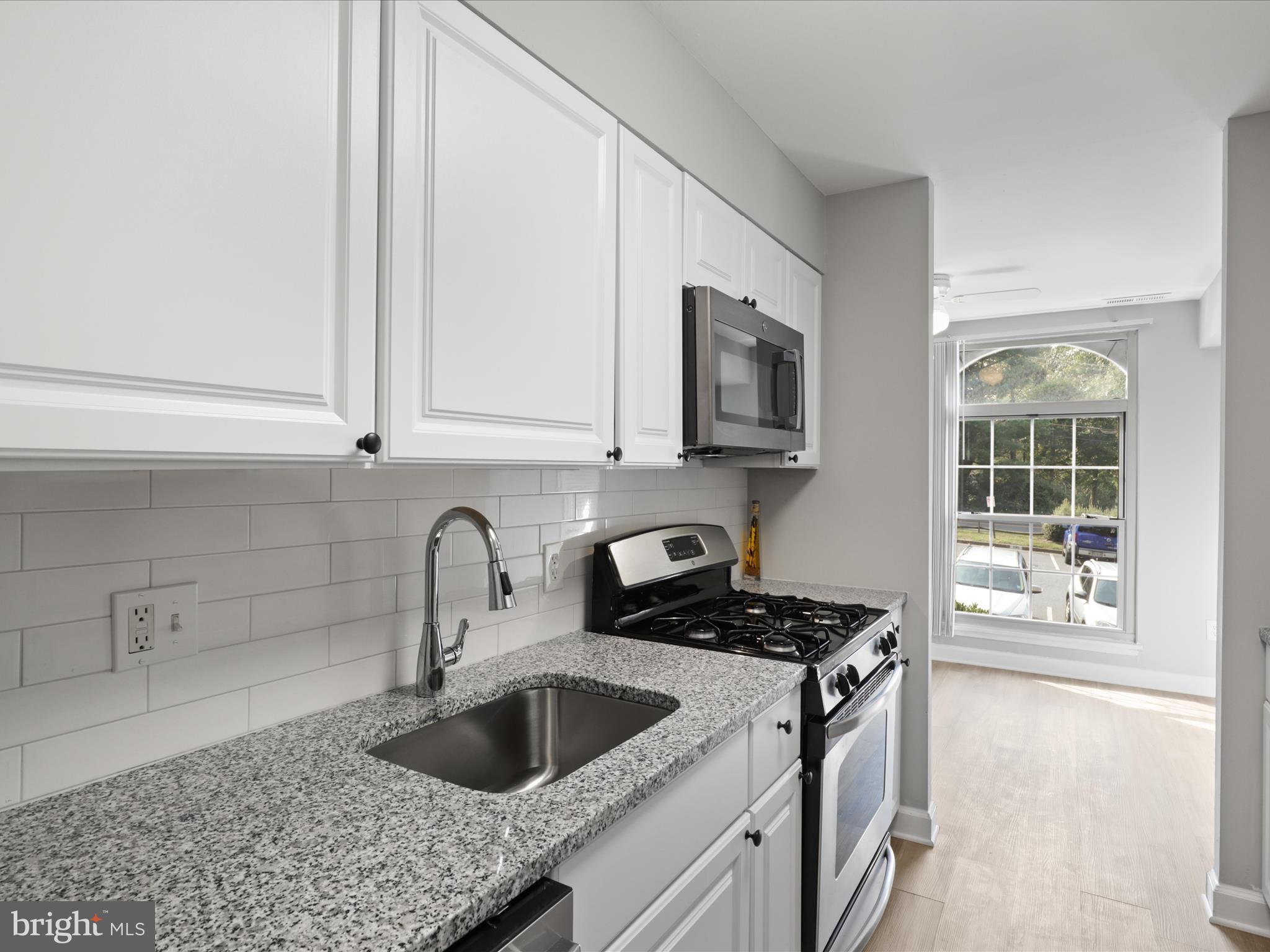 WOODBURN VILLAGE - Residential