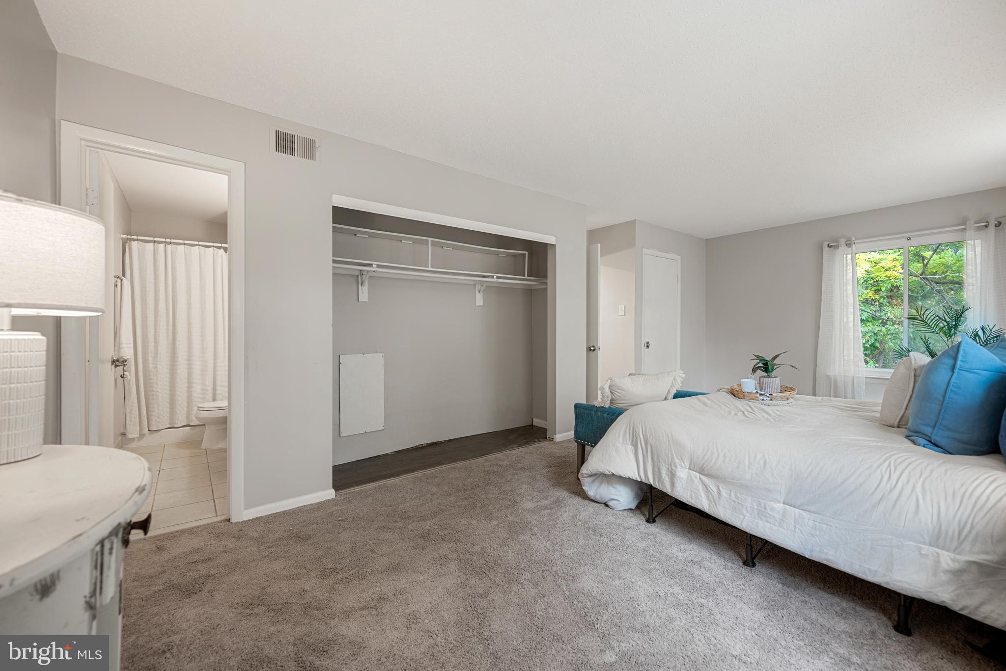 PINEWOOD FOREST - Residential