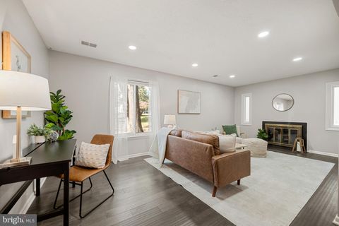 2549 FOX RIDGE COURT 68 WOODBRIDGE VA 22192