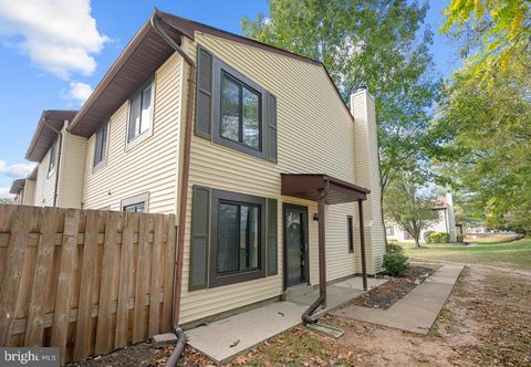 2549 FOX RIDGE COURT 68 WOODBRIDGE VA 22192