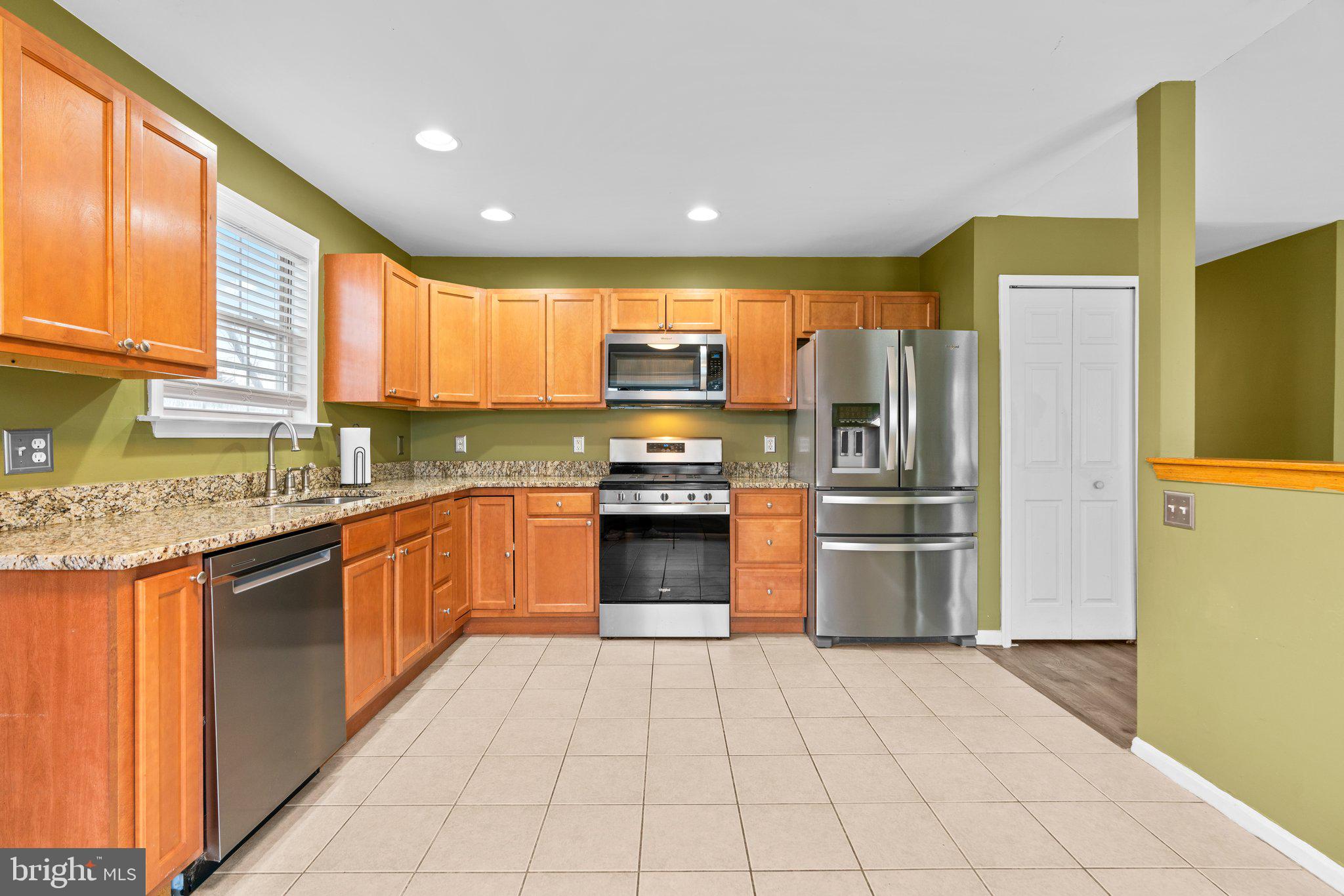 BALTIMORE HIGHLANDS - Residential