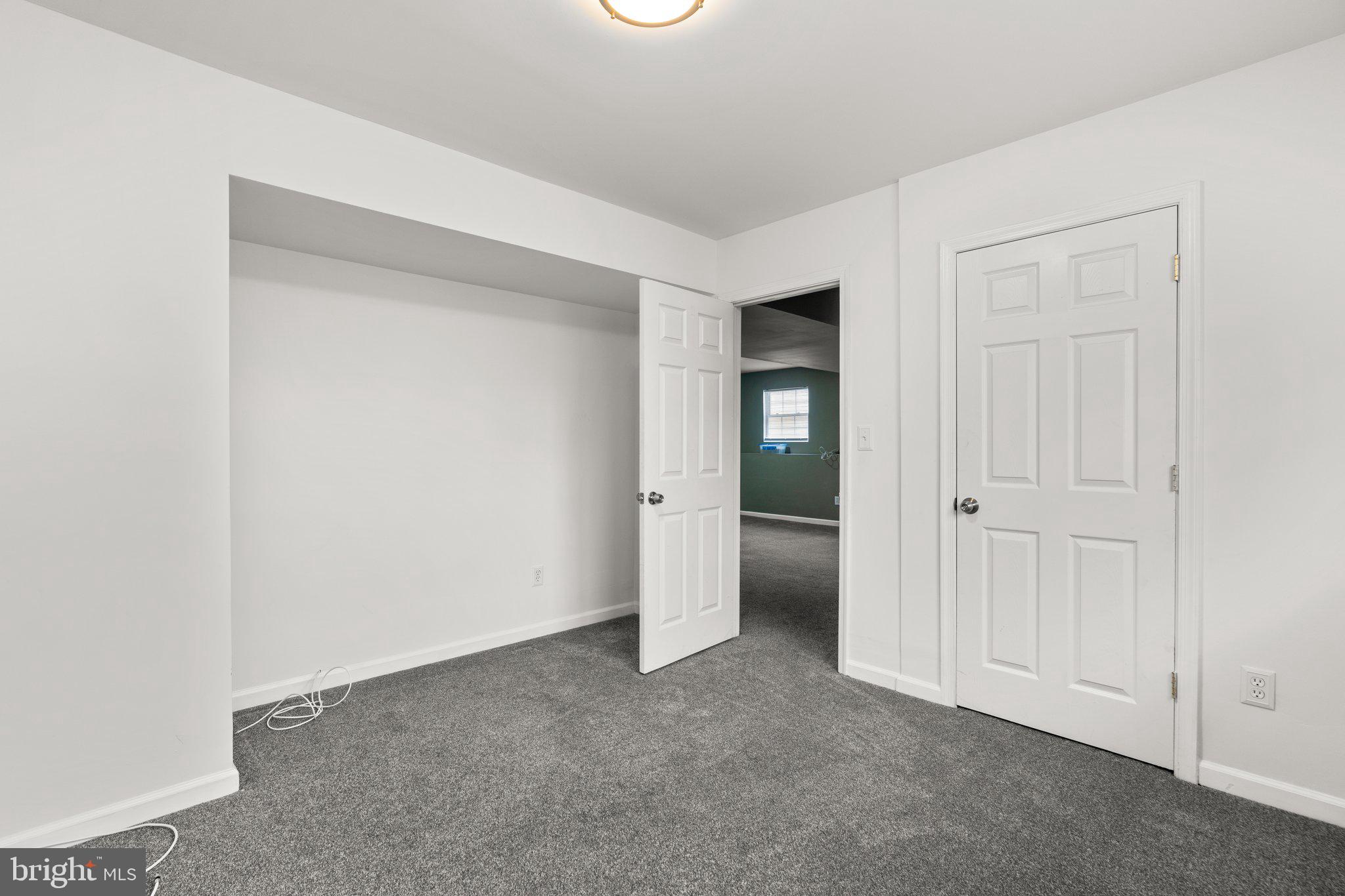 BALTIMORE HIGHLANDS - Residential