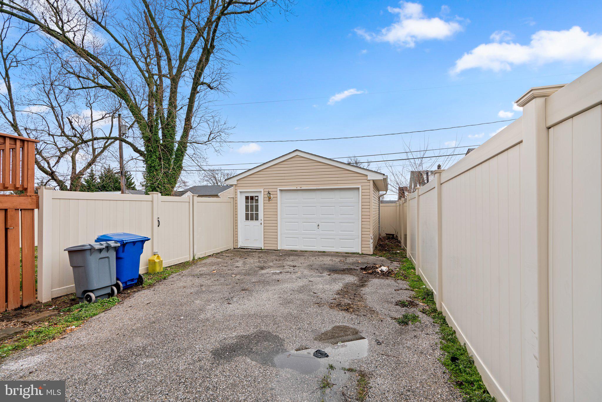 BALTIMORE HIGHLANDS - Residential