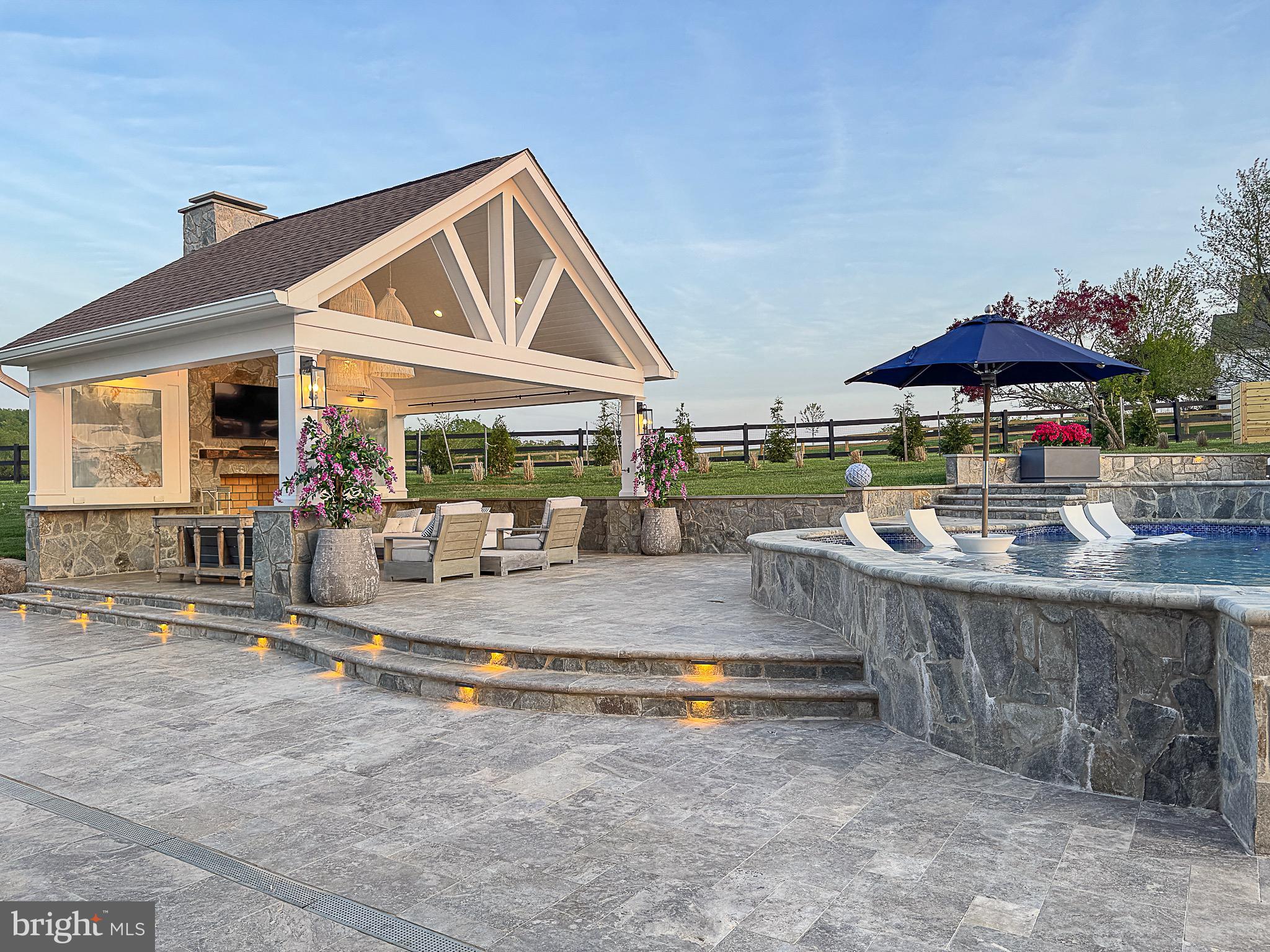 WATERFORD - Residential