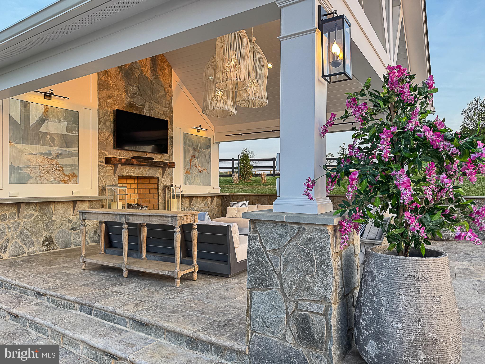 WATERFORD - Residential