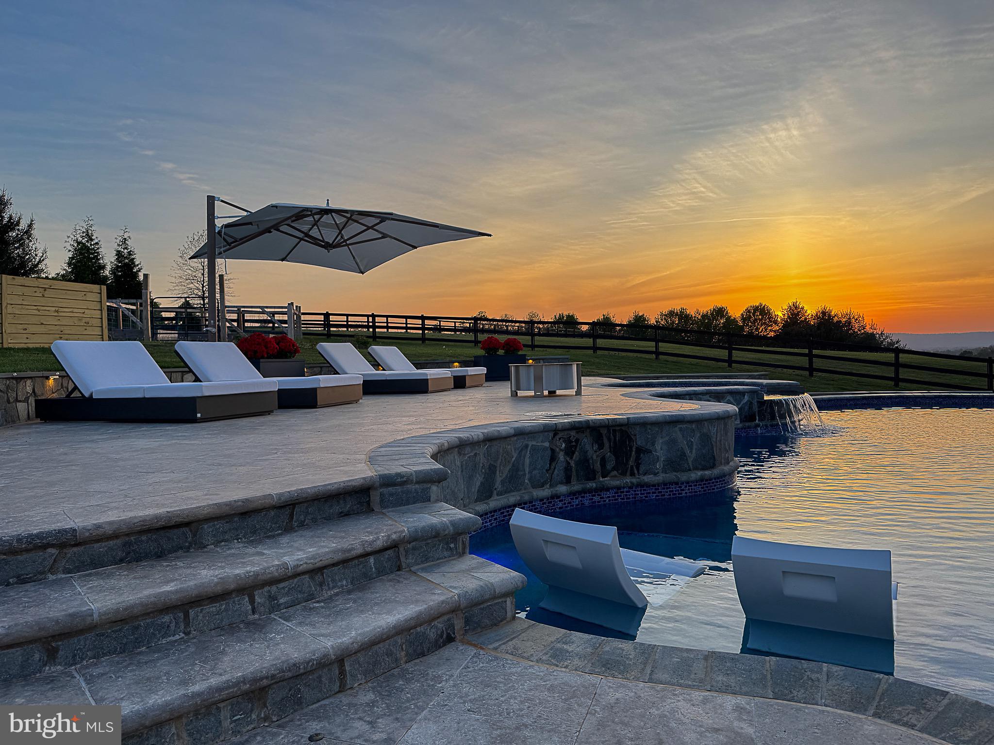 WATERFORD - Residential