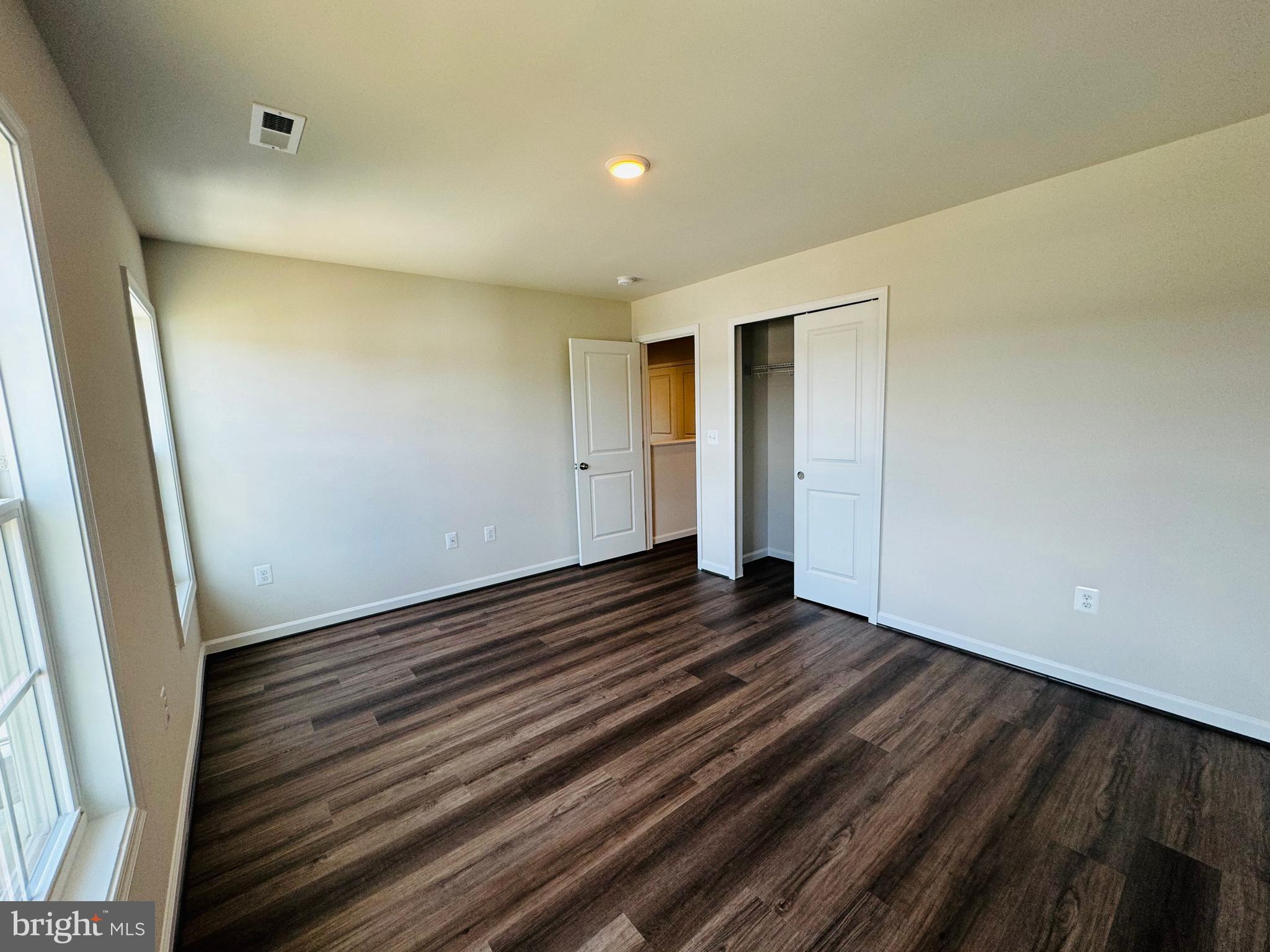 EVERSHIRE - Residential Lease