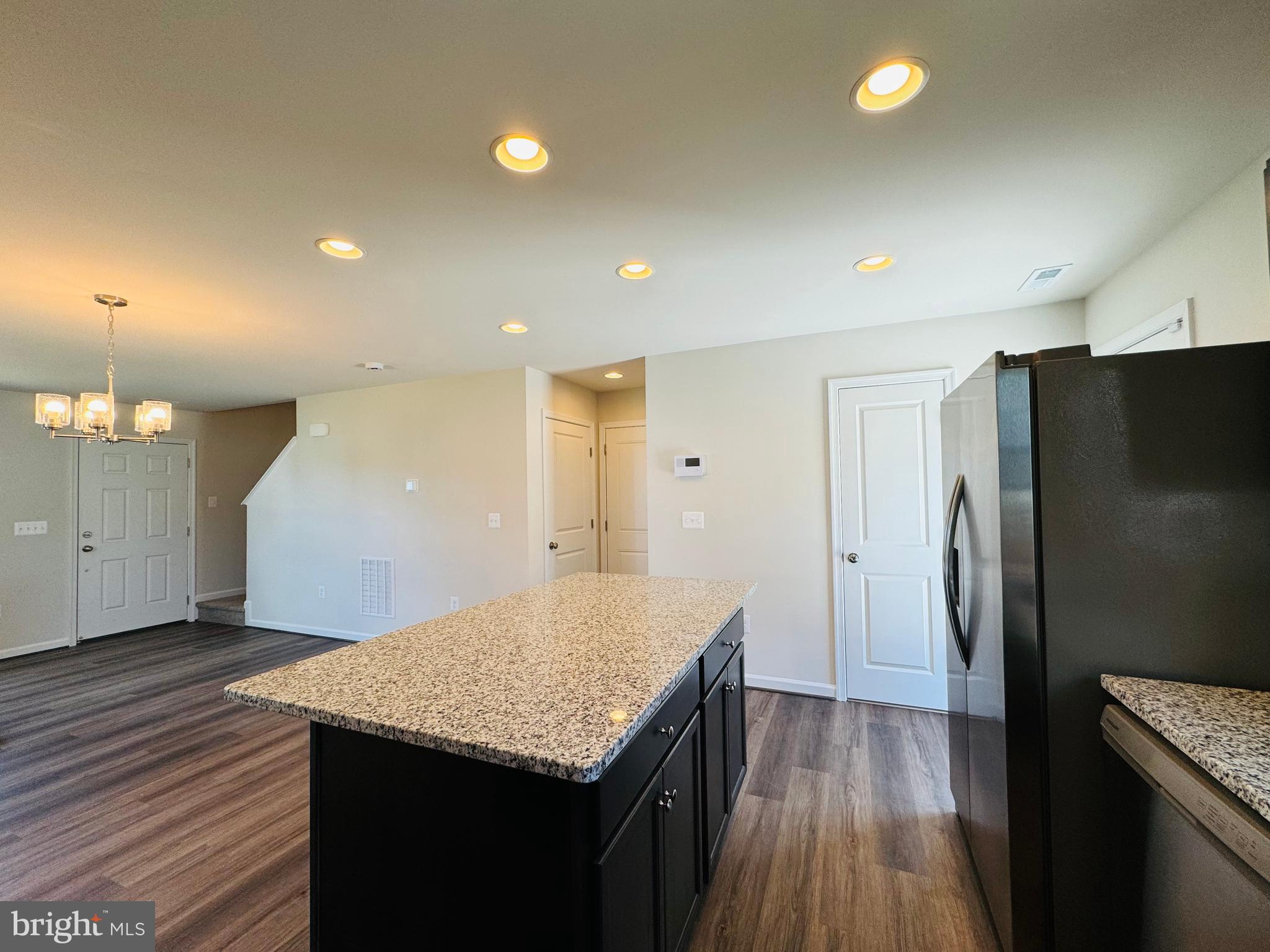 EVERSHIRE - Residential Lease