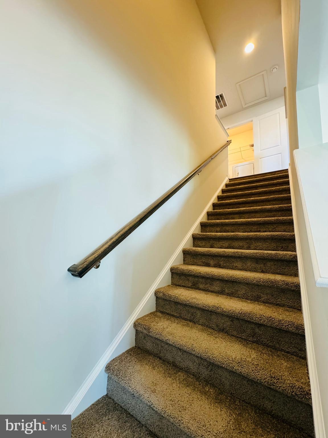 EVERSHIRE - Residential Lease