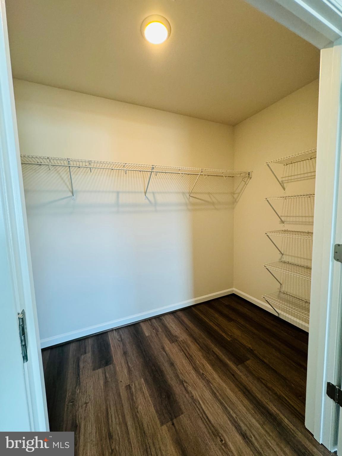 EVERSHIRE - Residential Lease