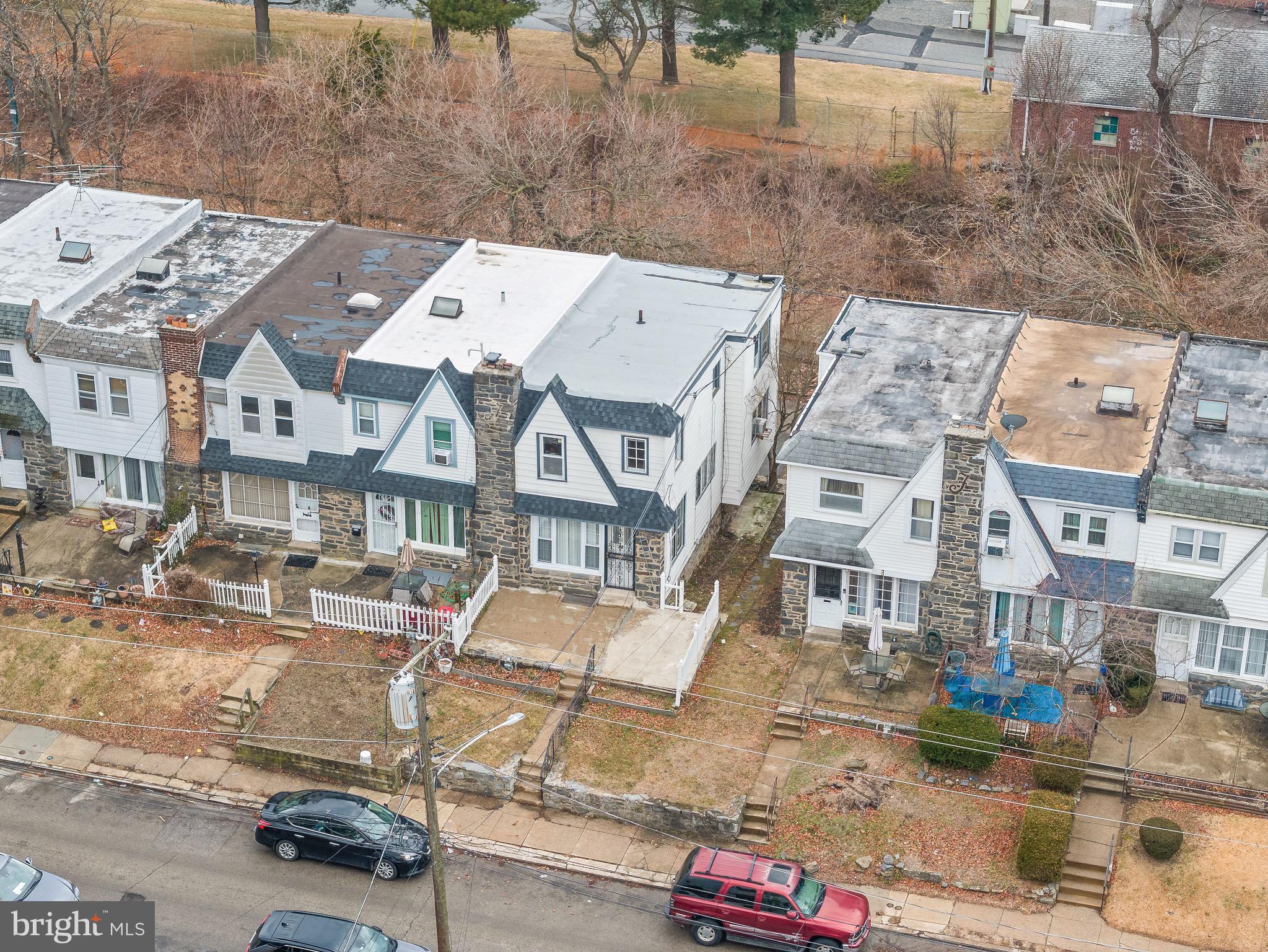 SOUTH HILLS PARK - Residential