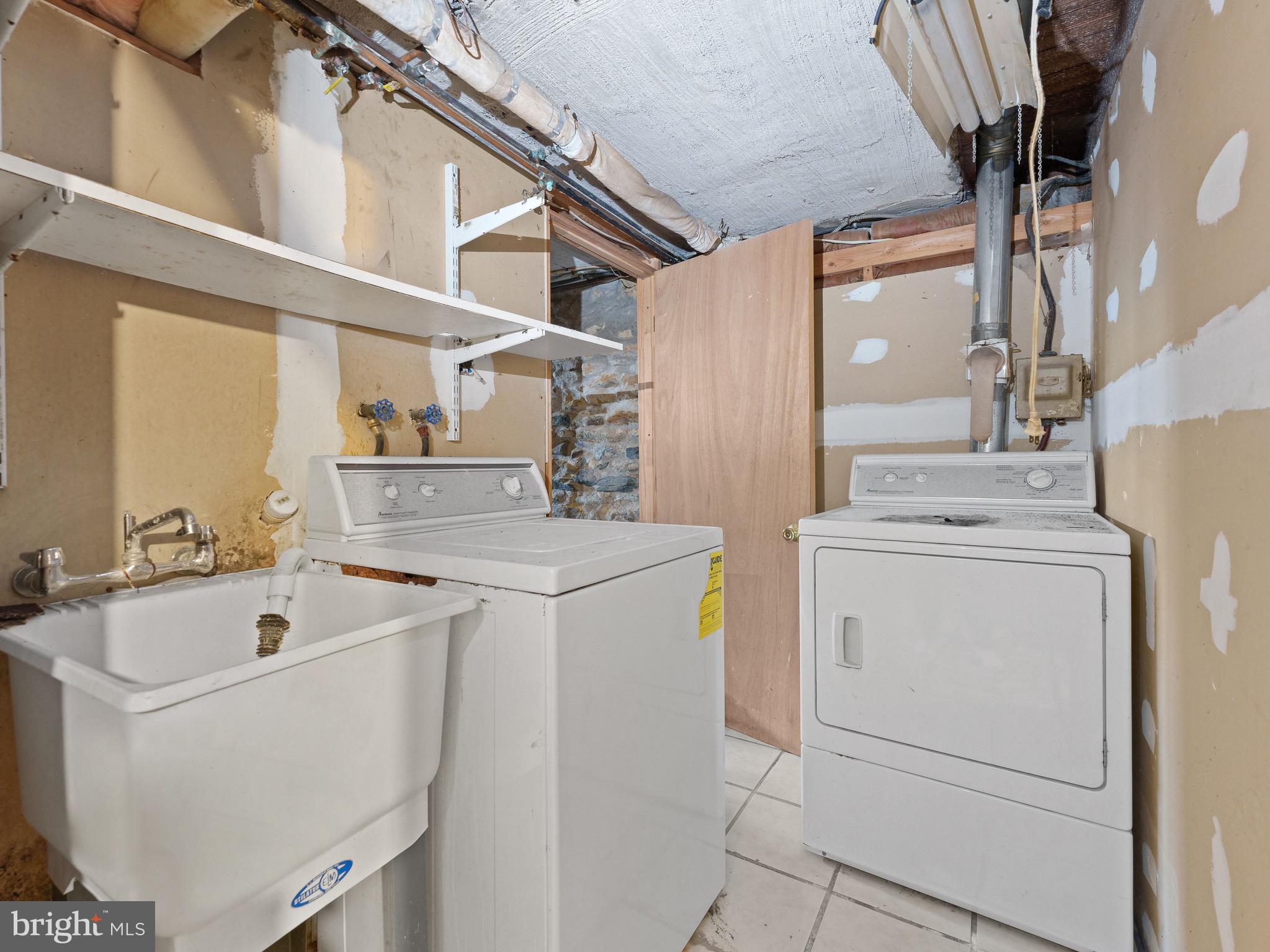 SOUTH HILLS PARK - Residential