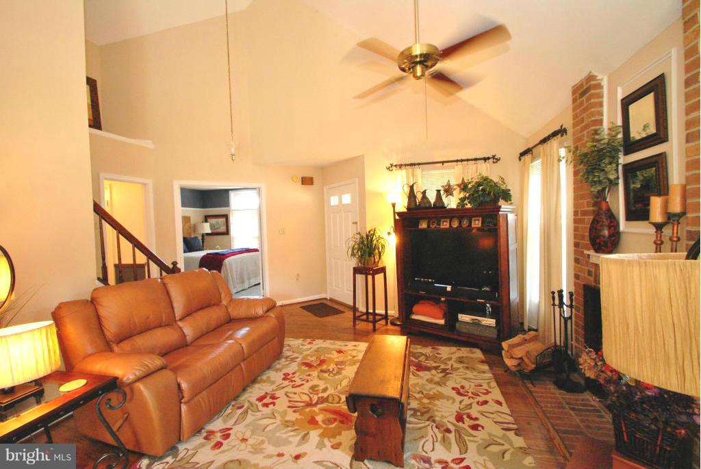 CHANTILLY HIGHLANDS - Residential