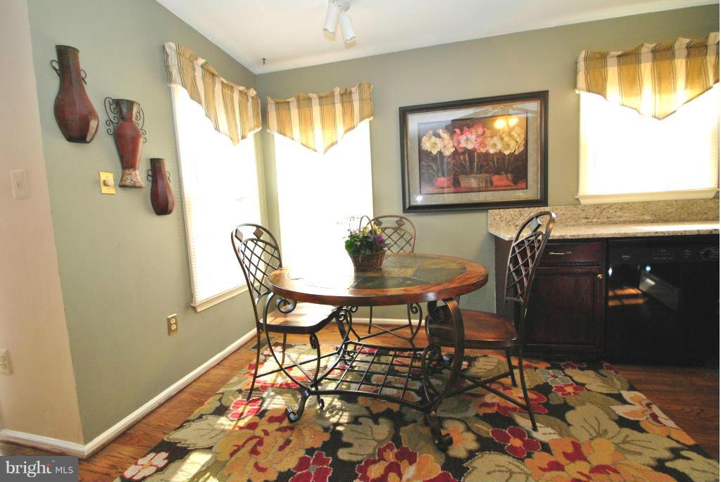 CHANTILLY HIGHLANDS - Residential