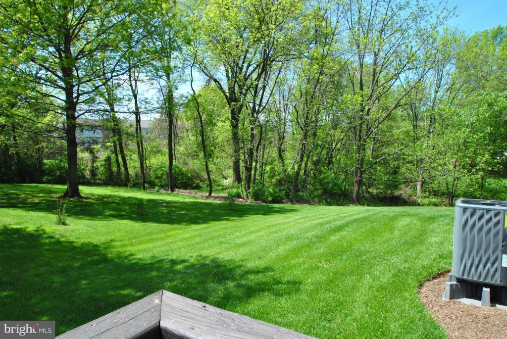 CHANTILLY HIGHLANDS - Residential