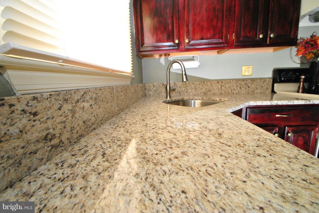 CHANTILLY HIGHLANDS - Residential