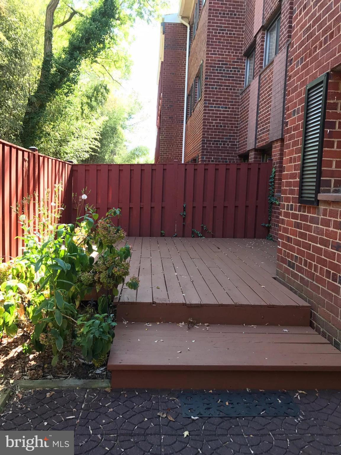 SEMINARY WALK - Residential Lease