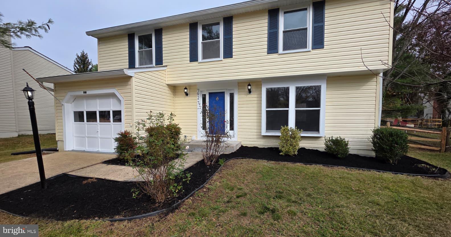 HUNTINGTON EAST - Residential