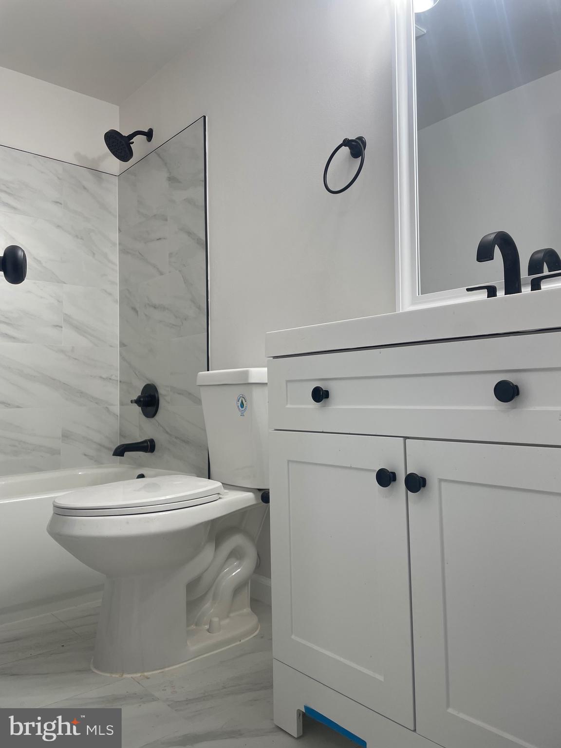 HUNTINGTON EAST - Residential