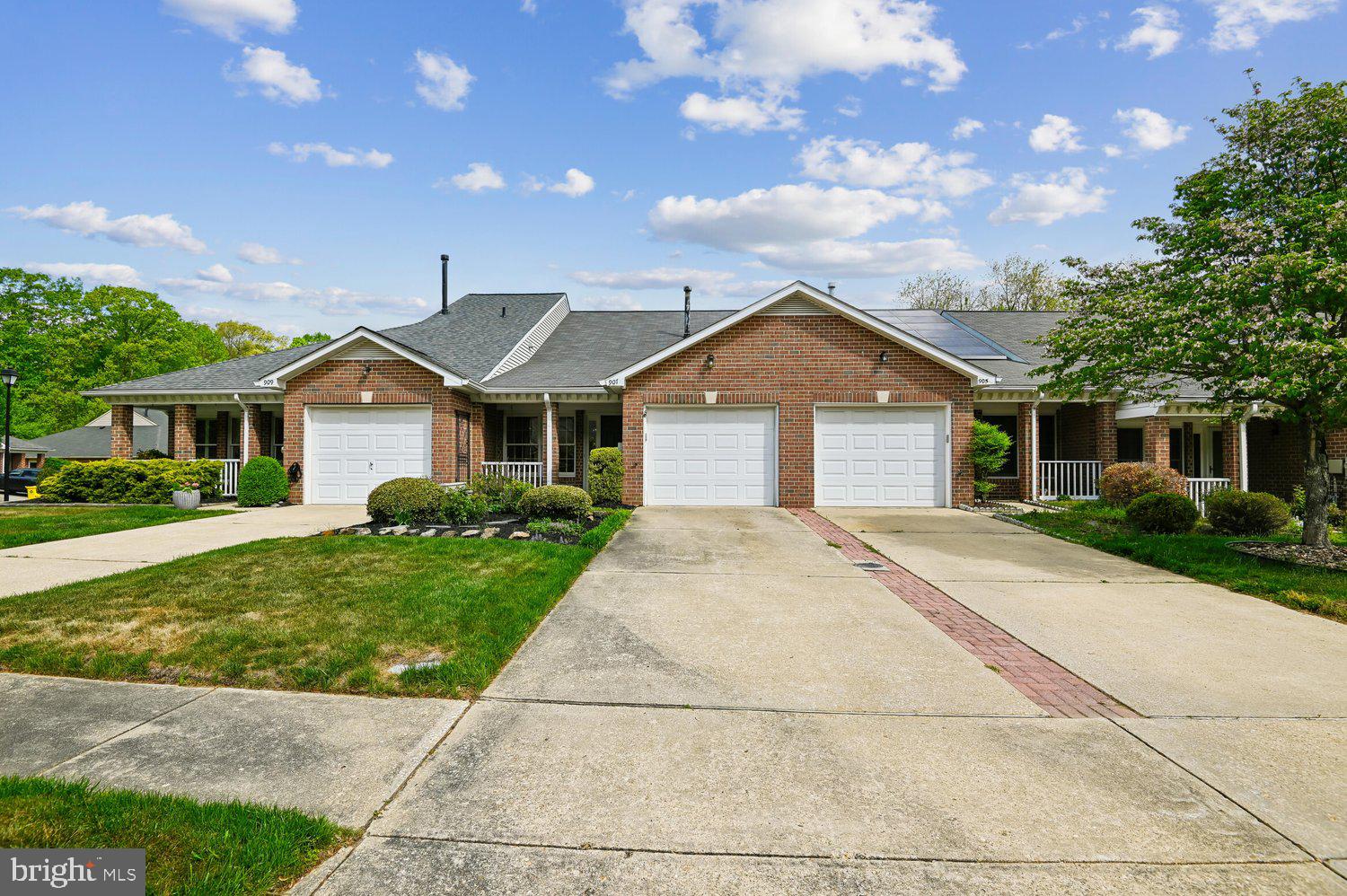 HERITAGE HARBOUR - Residential