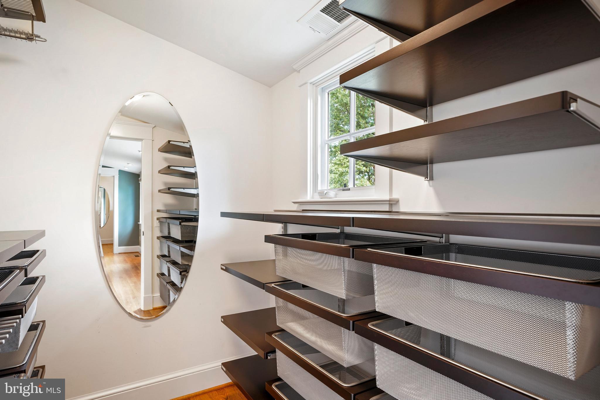 MAYWOOD - Residential