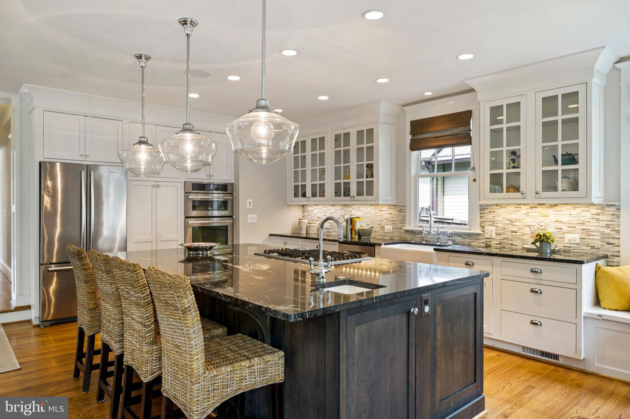 MAYWOOD - Residential