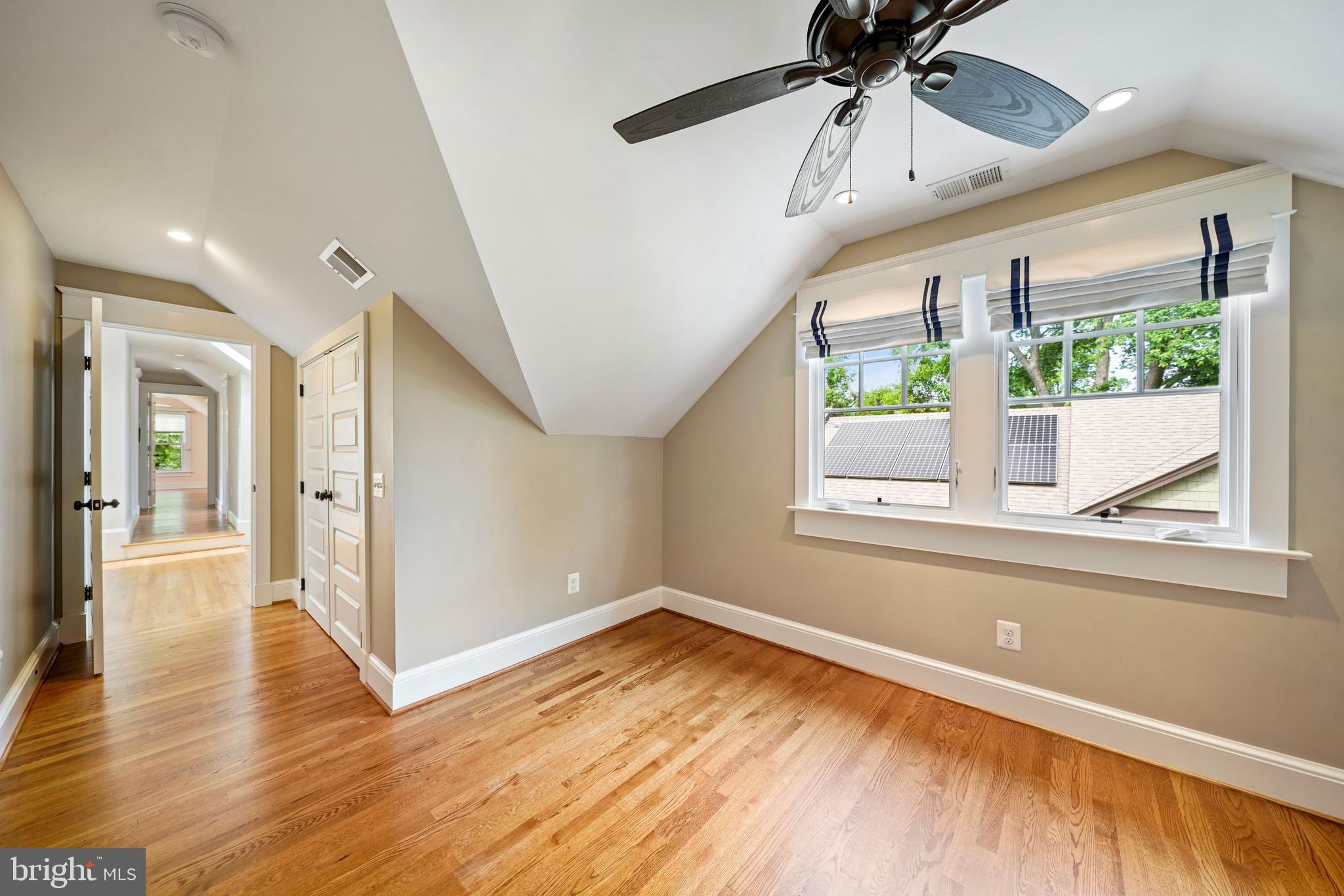 MAYWOOD - Residential