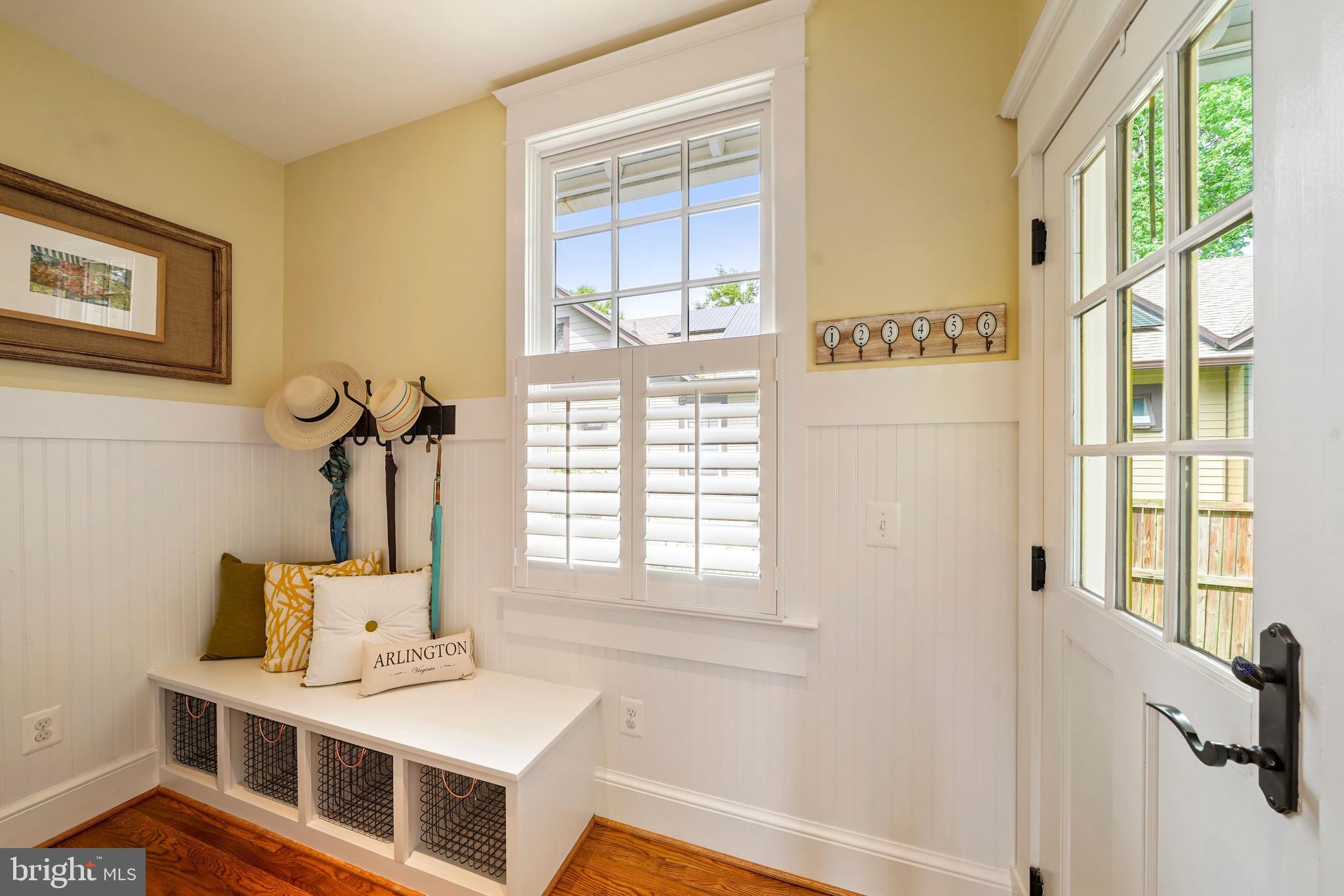 MAYWOOD - Residential