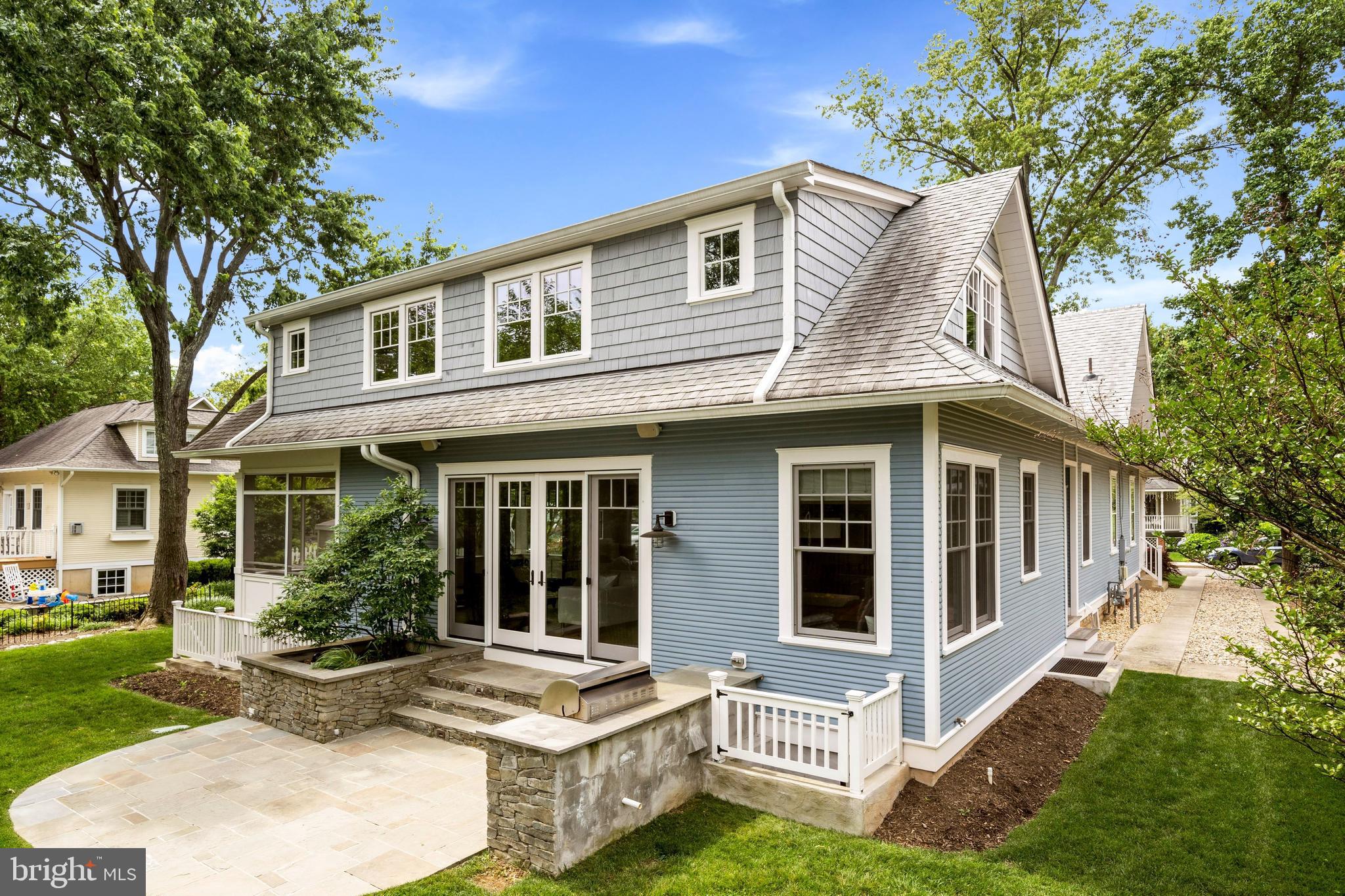 MAYWOOD - Residential