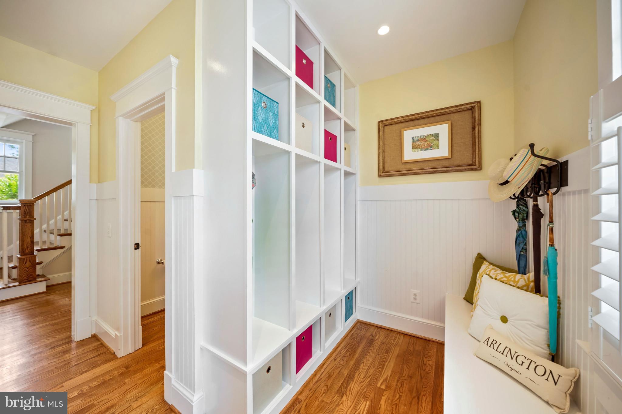 MAYWOOD - Residential