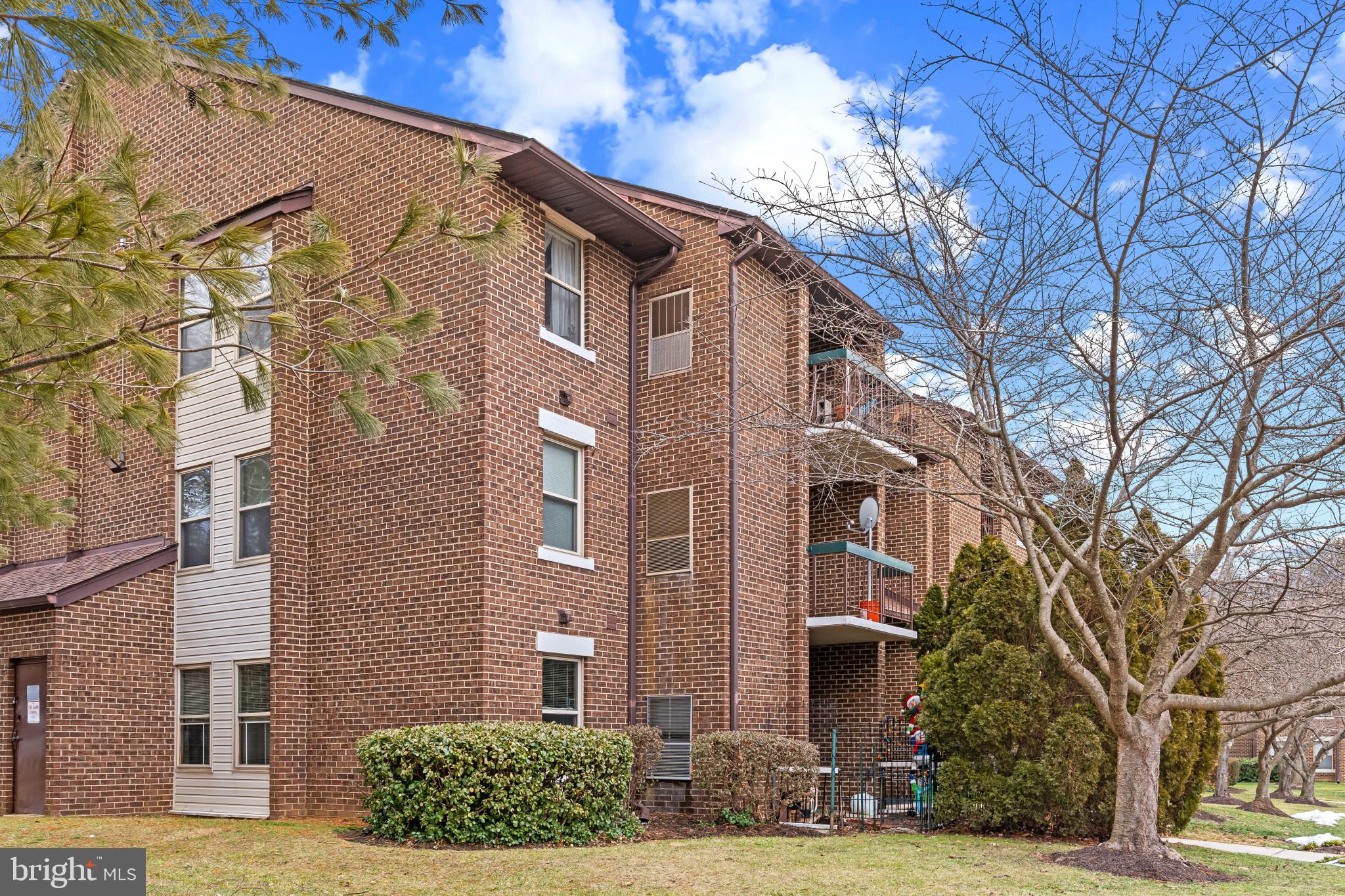 WILLOW WOOD - Residential