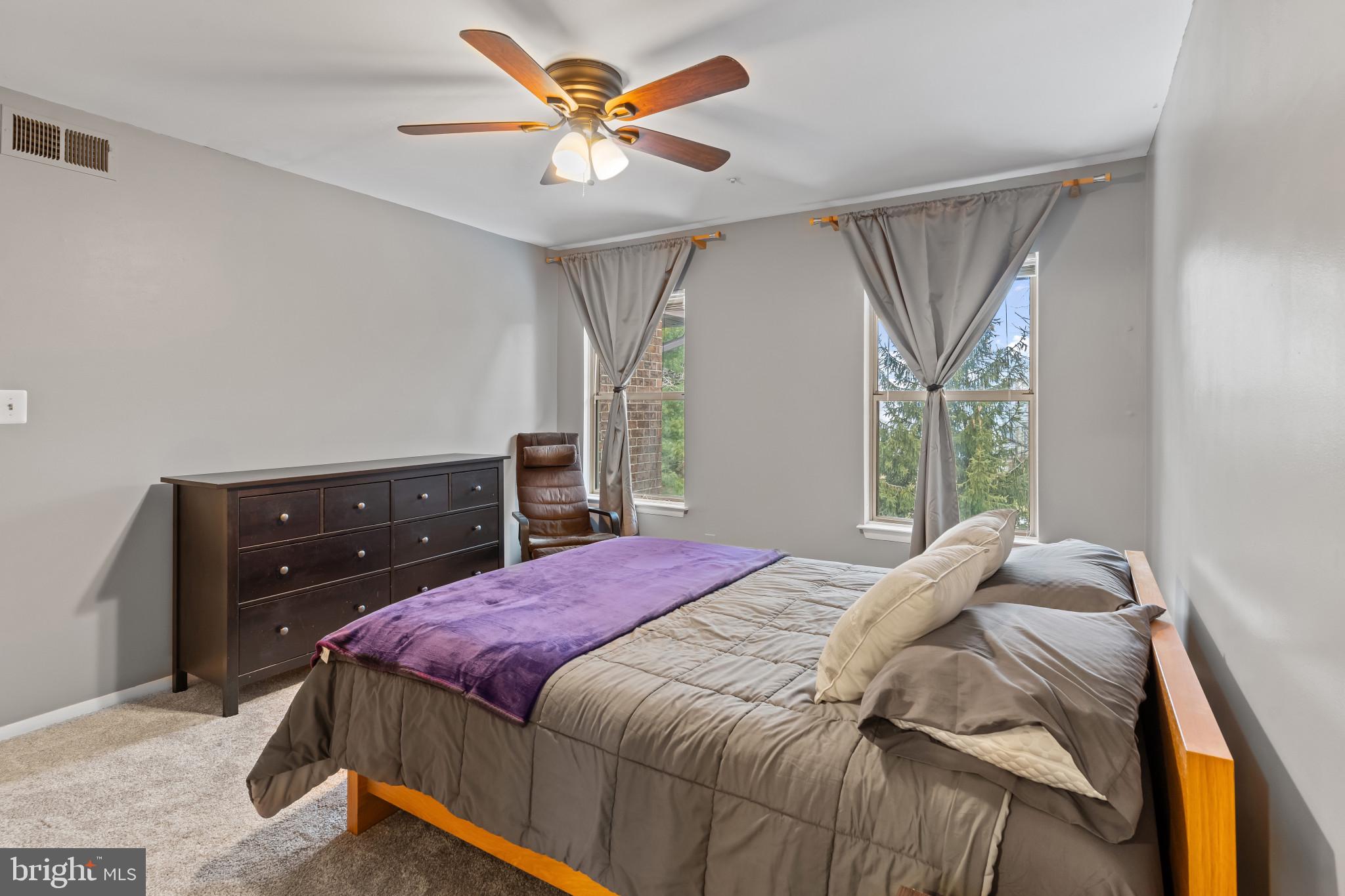 WILLOW WOOD - Residential