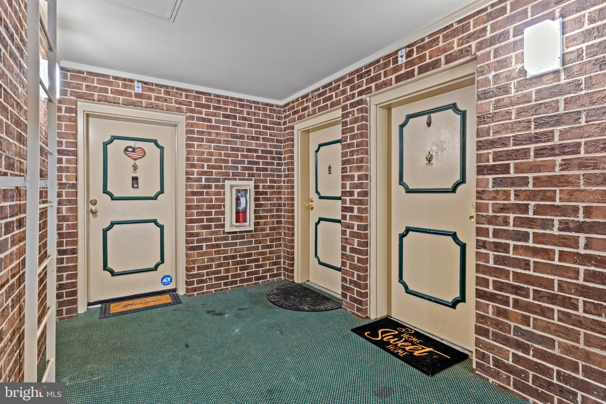 WILLOW WOOD - Residential