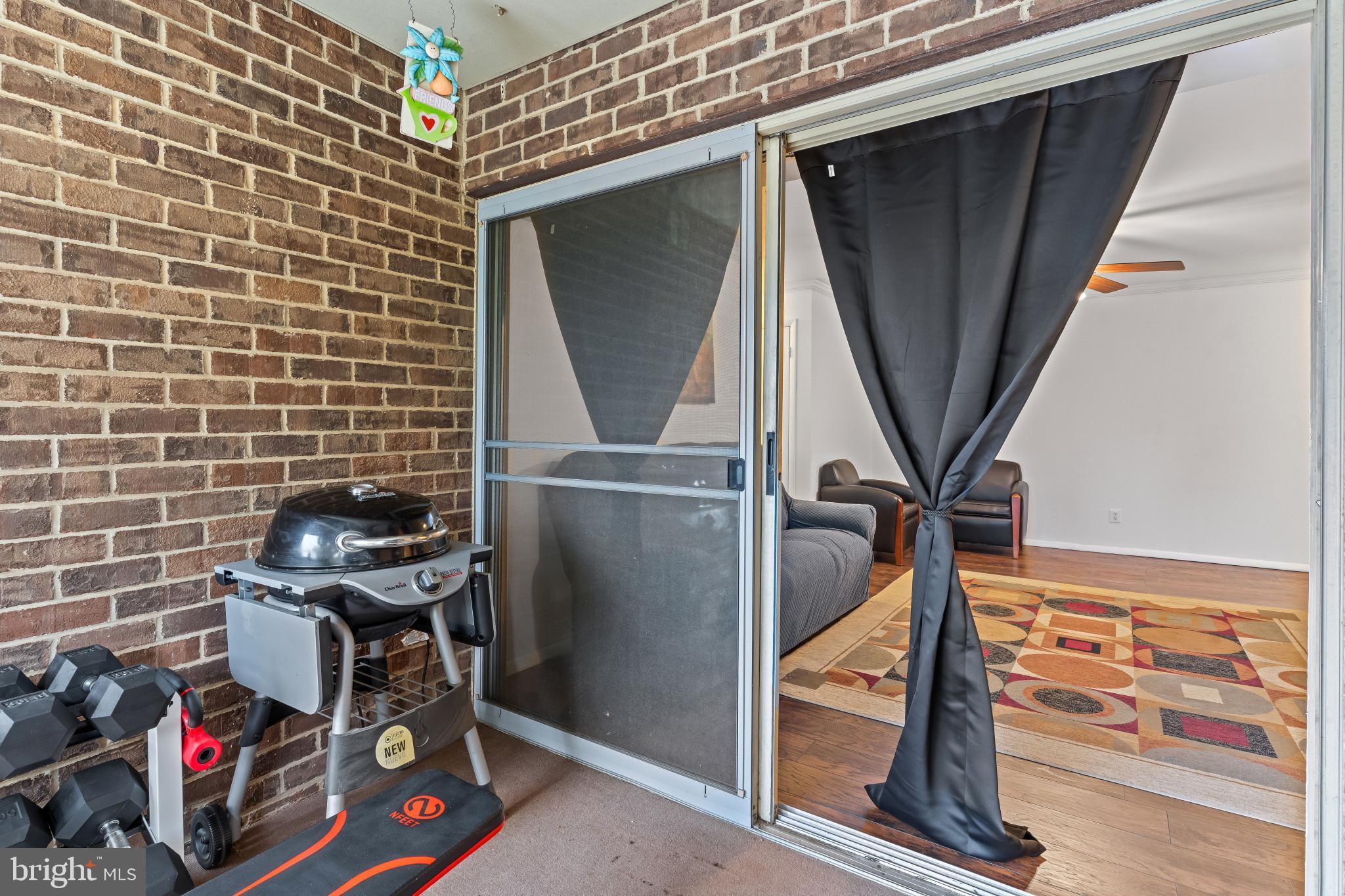 WILLOW WOOD - Residential