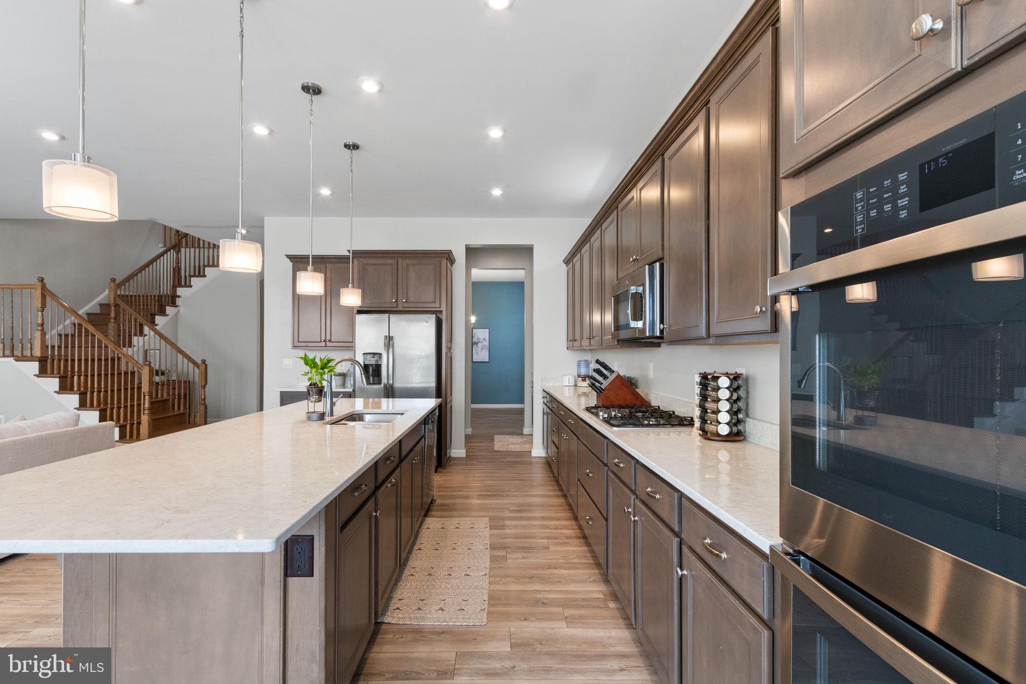 EMBREY MILL - Residential