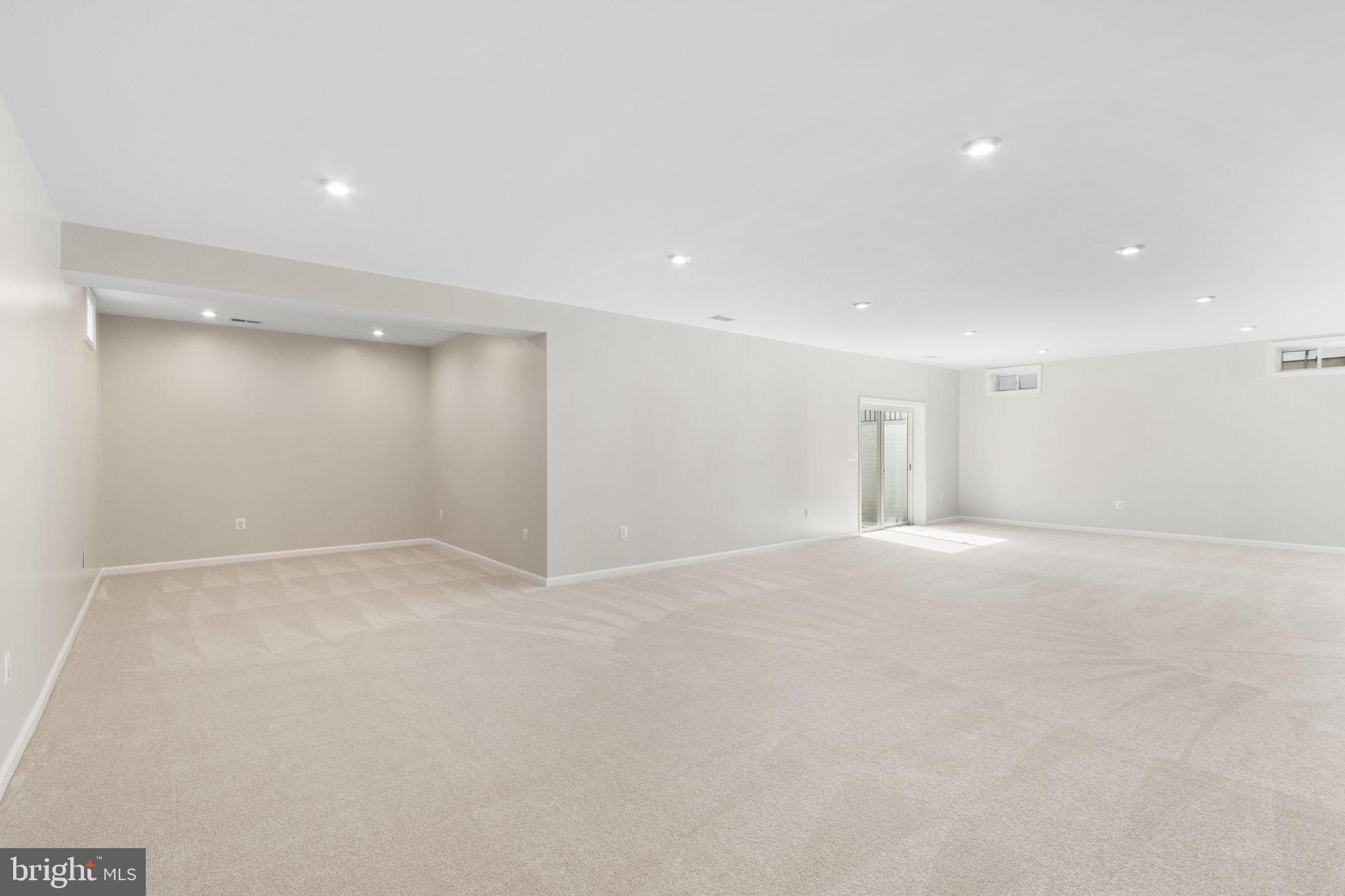 EMBREY MILL - Residential