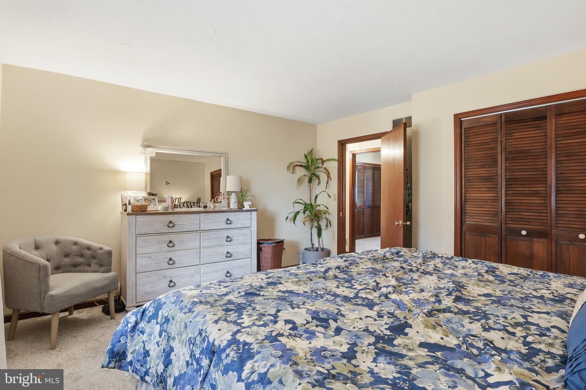 ROCKERY ROAD - Residential