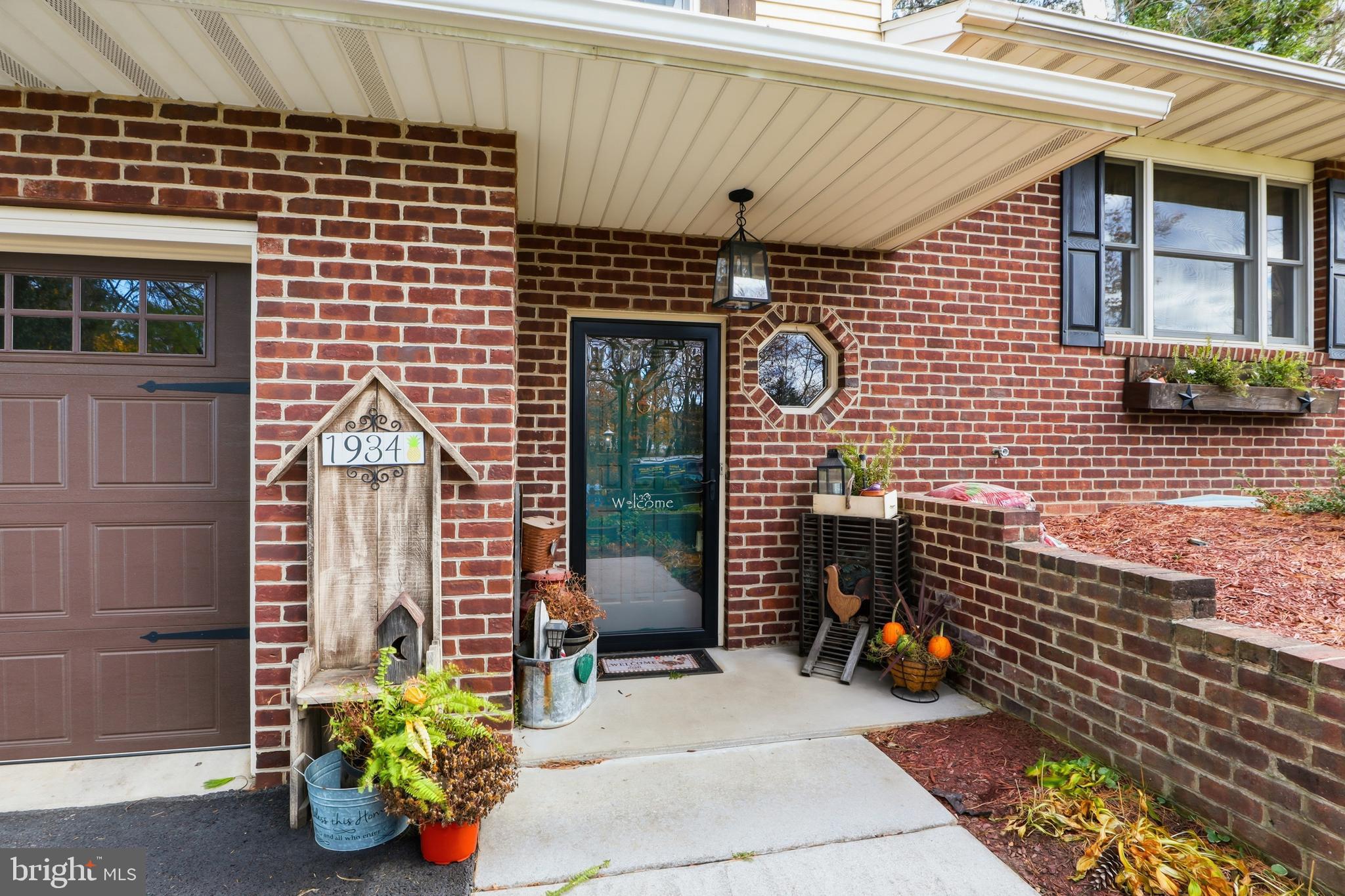 1934 FORGE HEIGHTS LANE