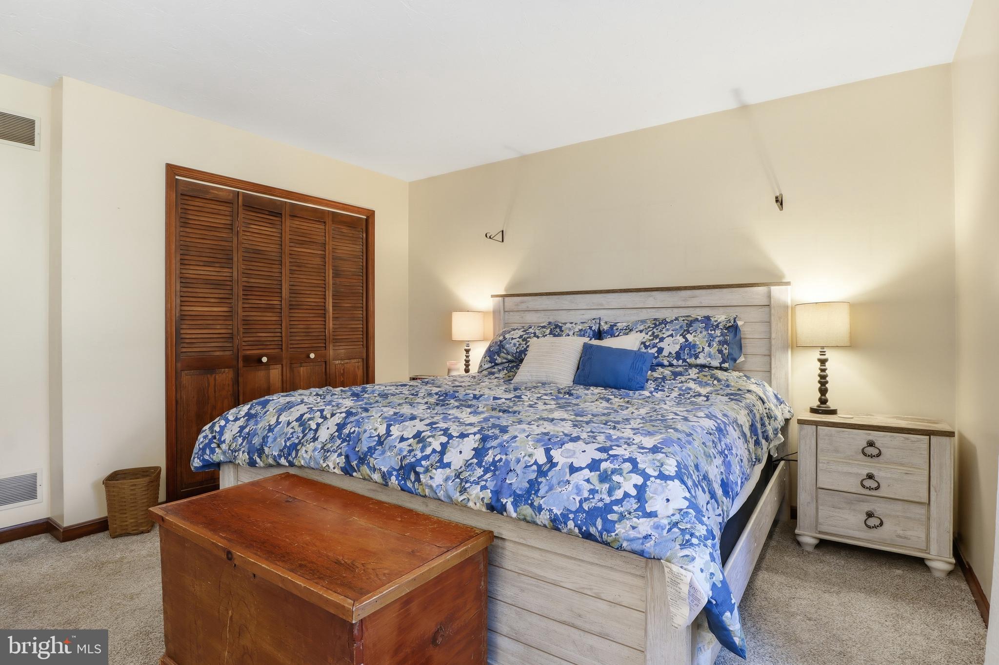 ROCKERY ROAD - Residential