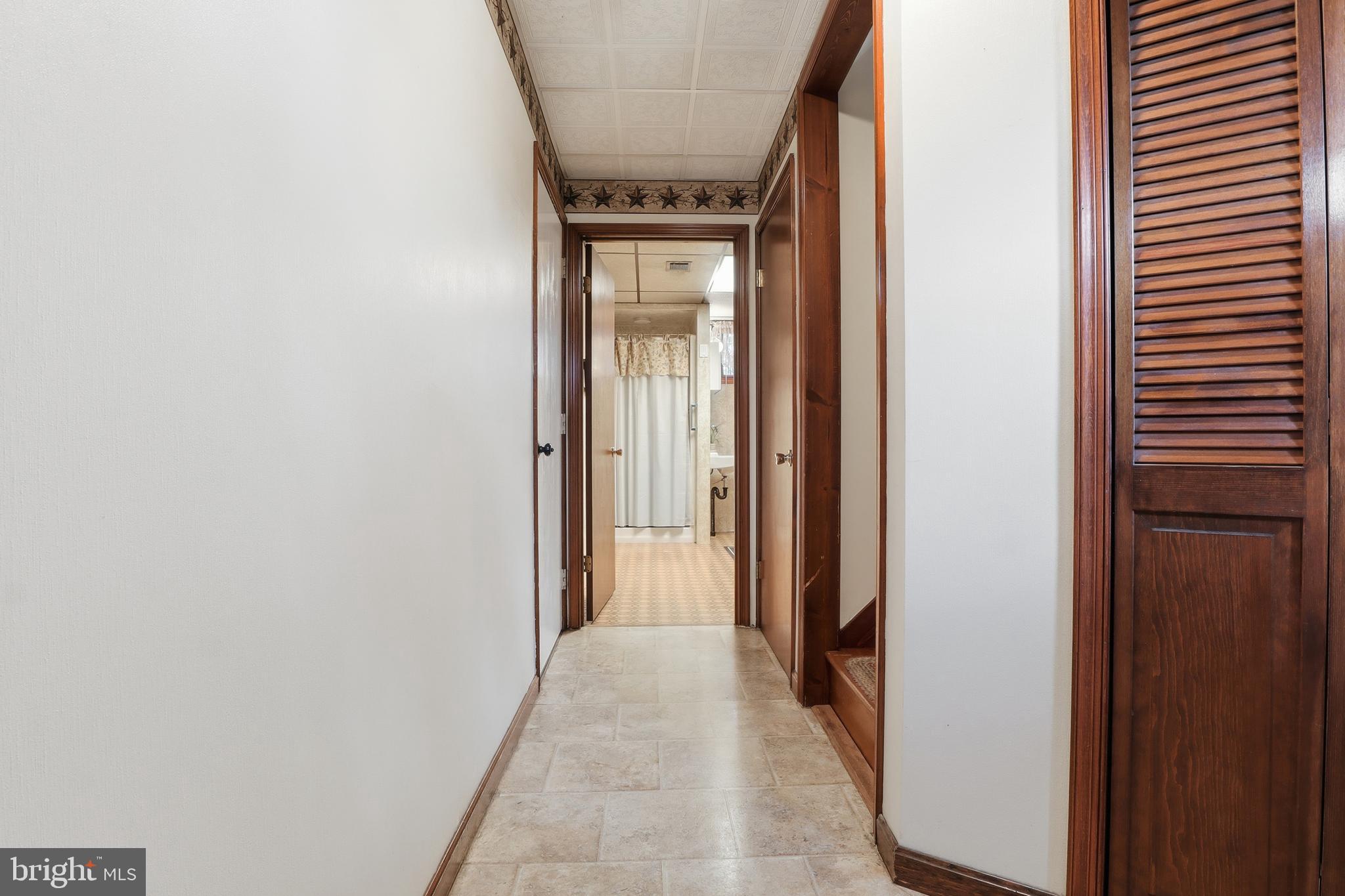 ROCKERY ROAD - Residential