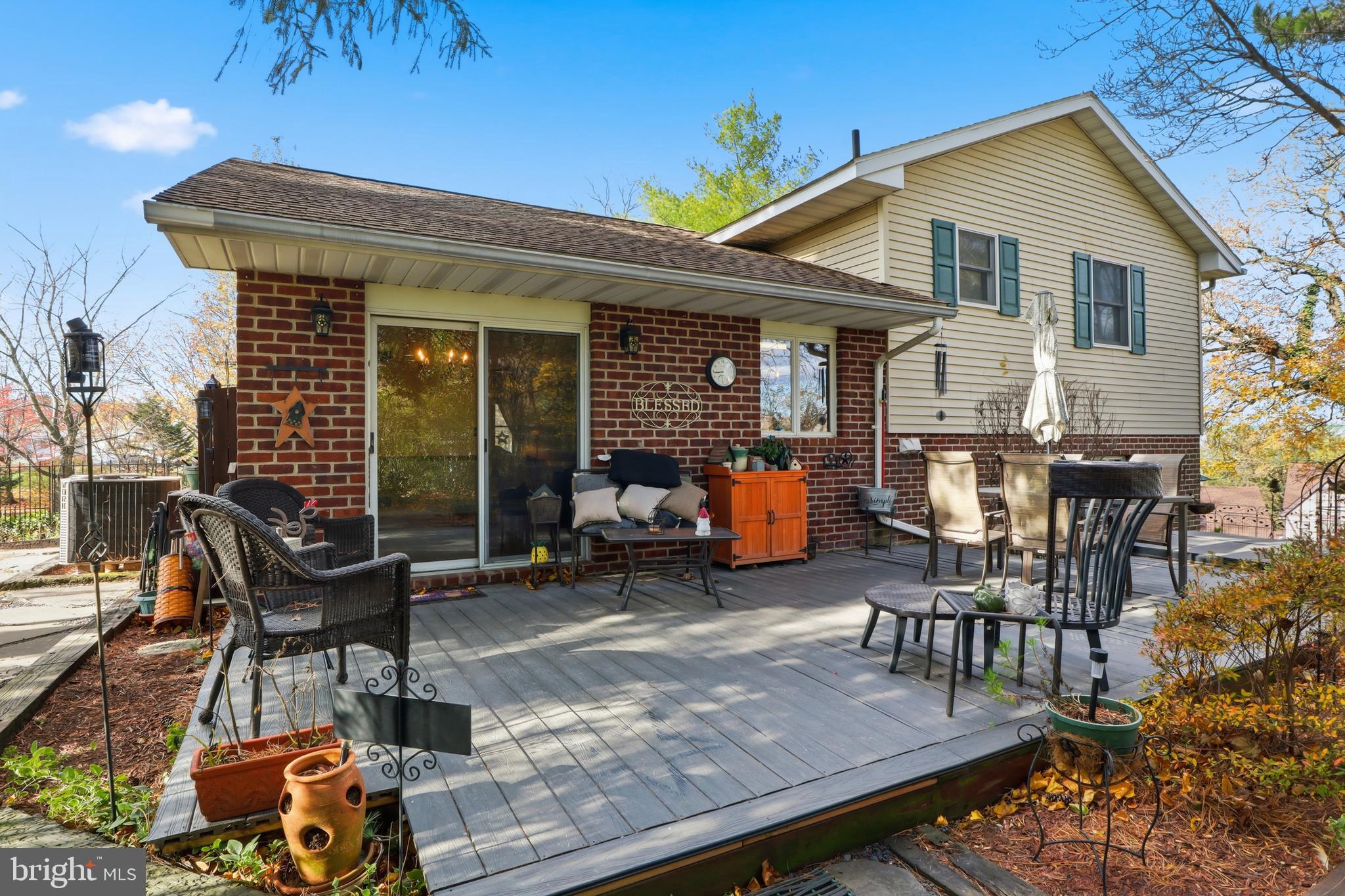 ROCKERY ROAD - Residential