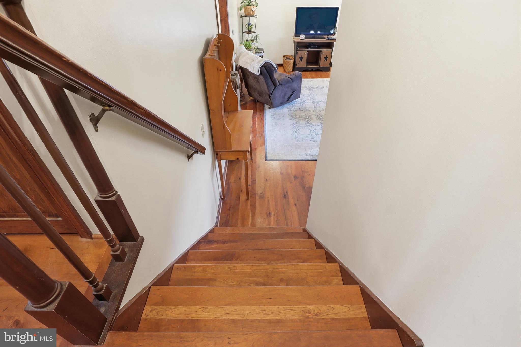 ROCKERY ROAD - Residential