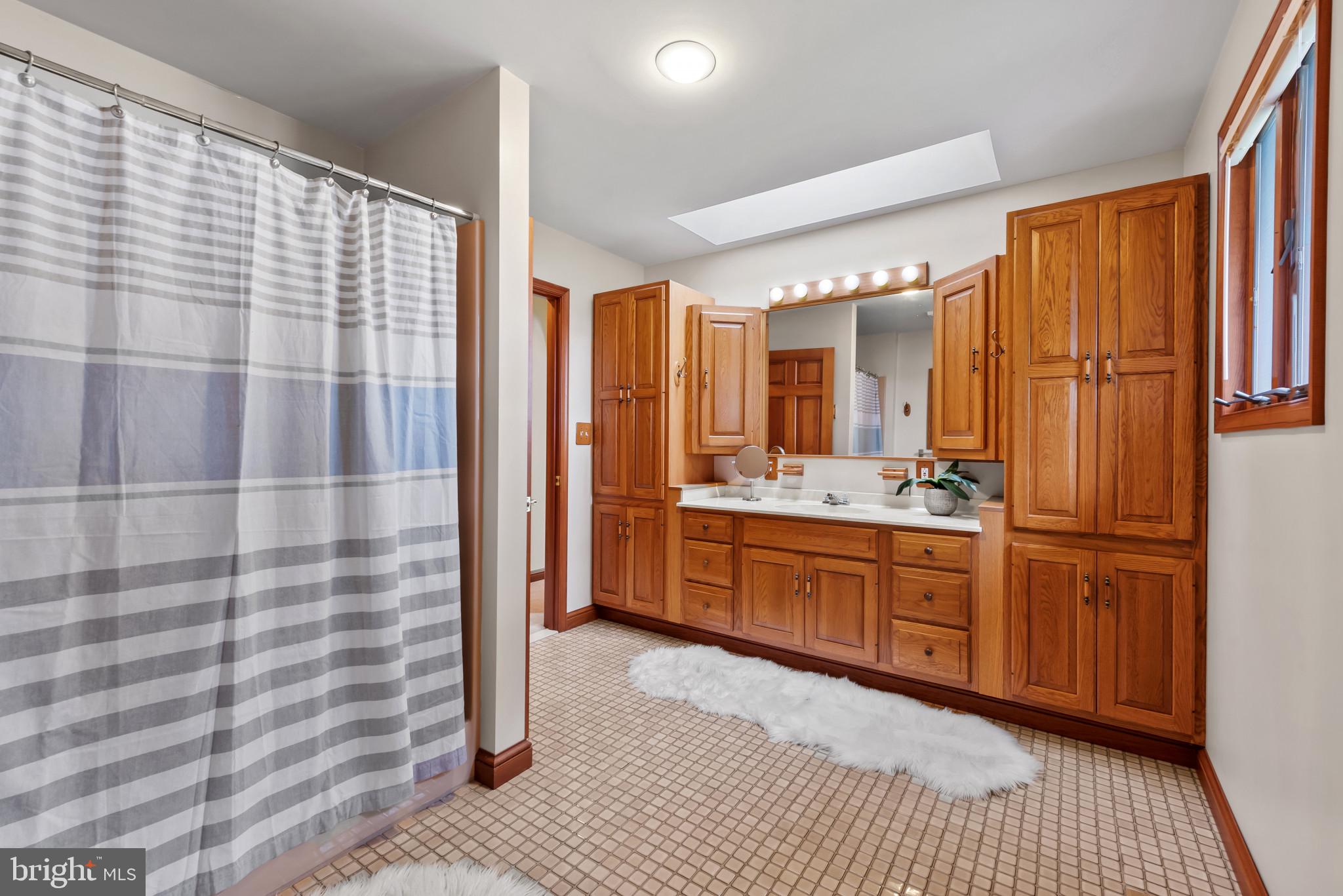 CEDARWOOD COVE - Residential