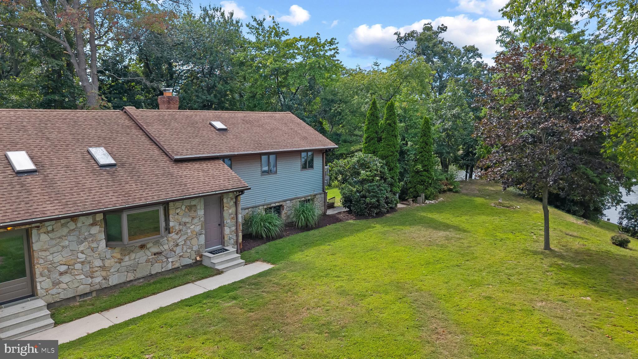 CEDARWOOD COVE - Residential